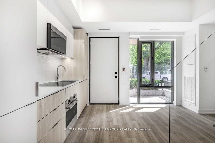 28 Eastern Avenue TH105 #6, Toronto, ON M5A 0Y2 photo 3