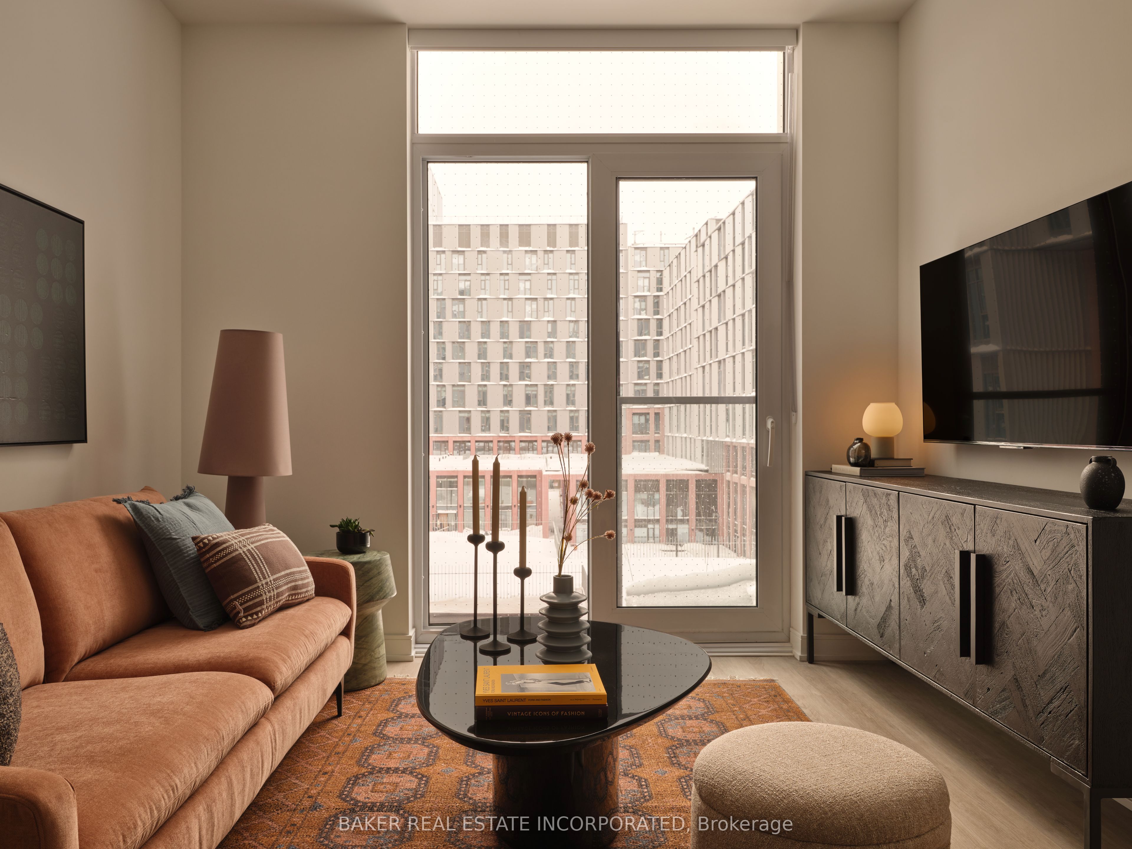 65 Trinity Street 826, Toronto, ON M5A 0Y1 photo 3