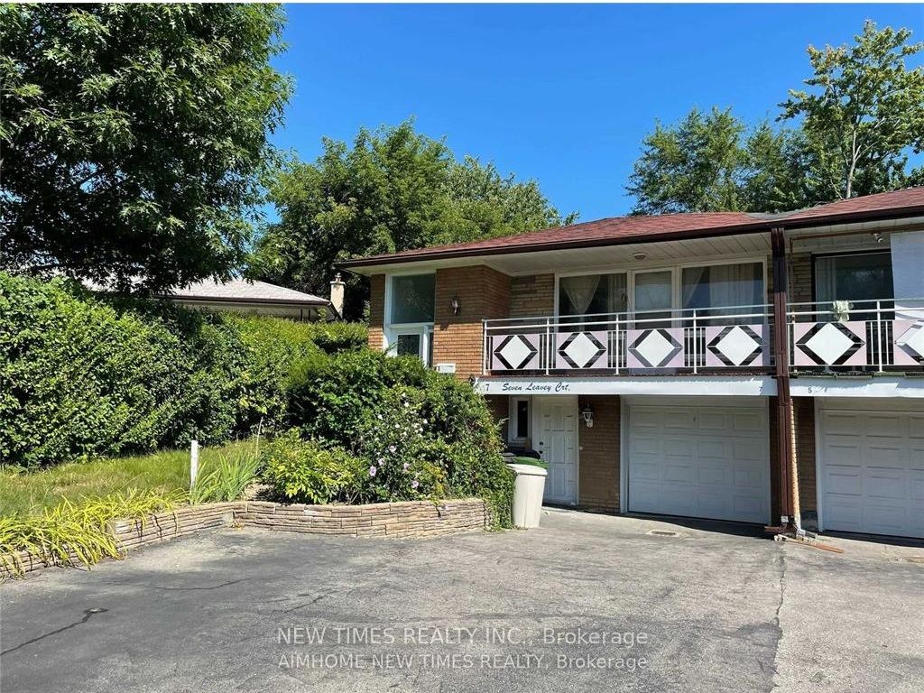 7 Leavey Court Upper, Toronto, ON M2H 1E5