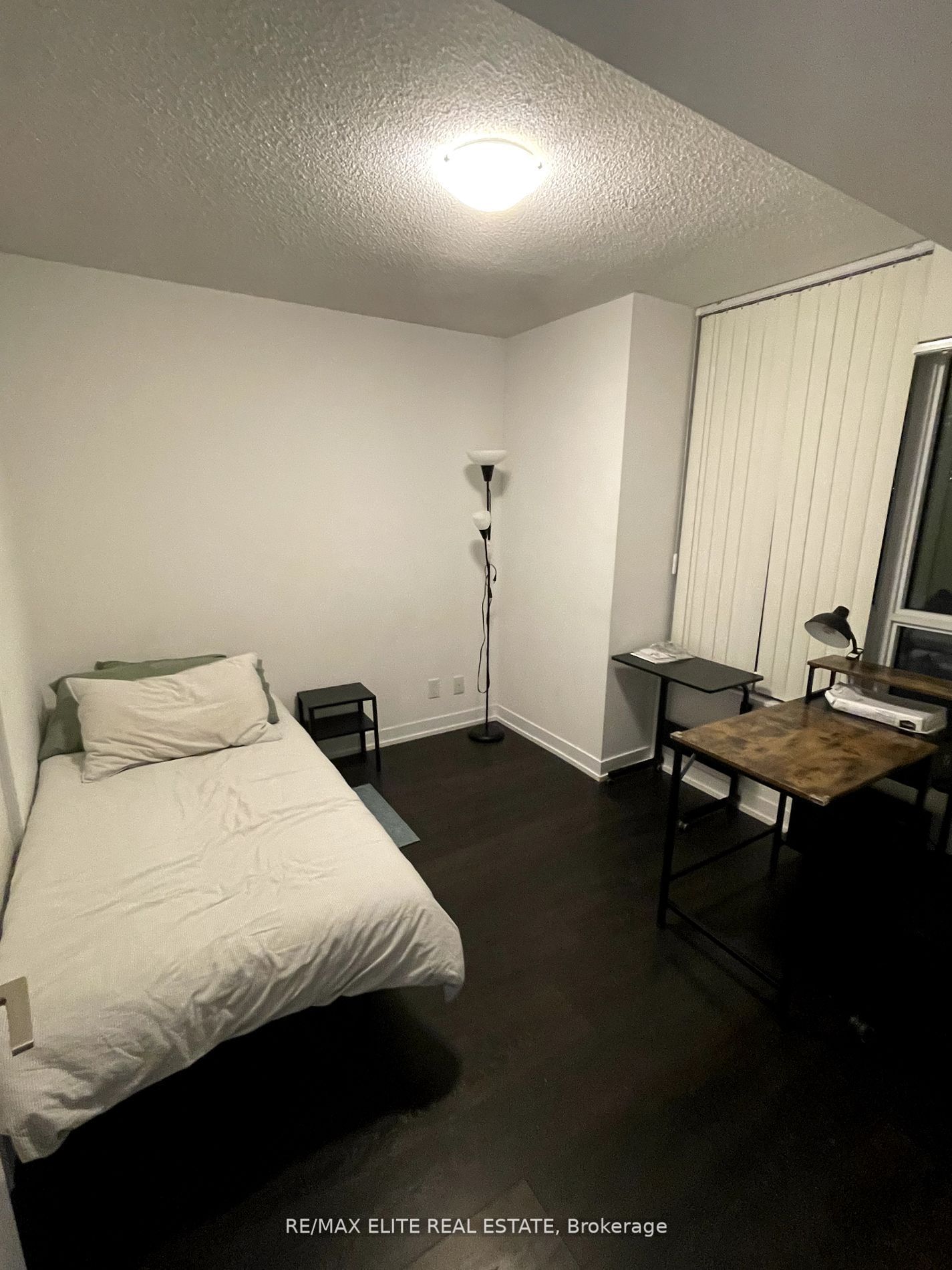 365 Church Street 1705, Toronto, ON M5B 0B5 photo 3