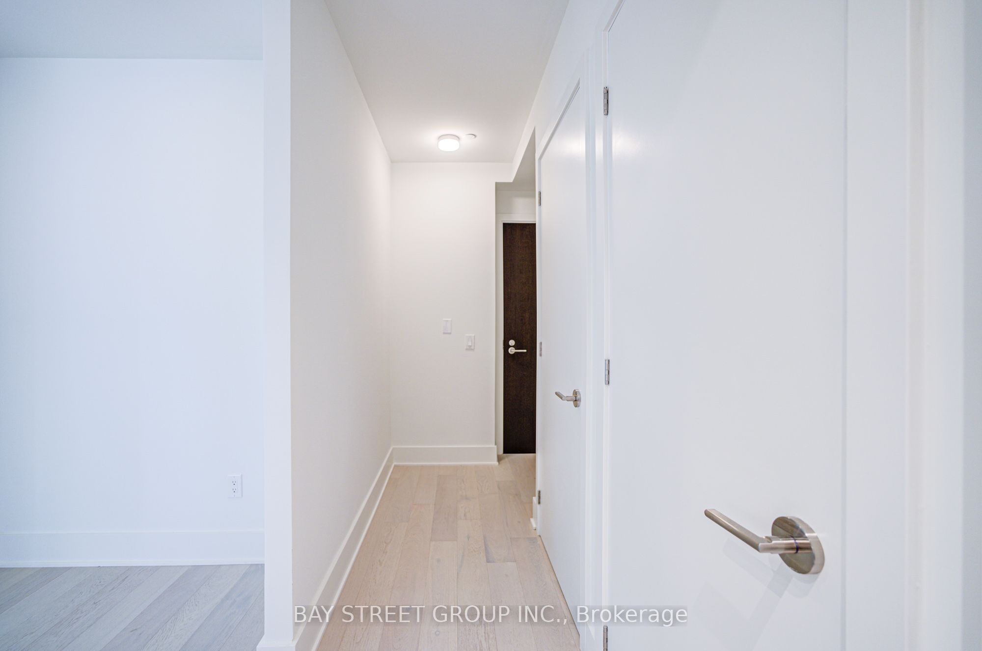 11 Yorkville Avenue 2312, Toronto, ON M4W 1L2 photo 4