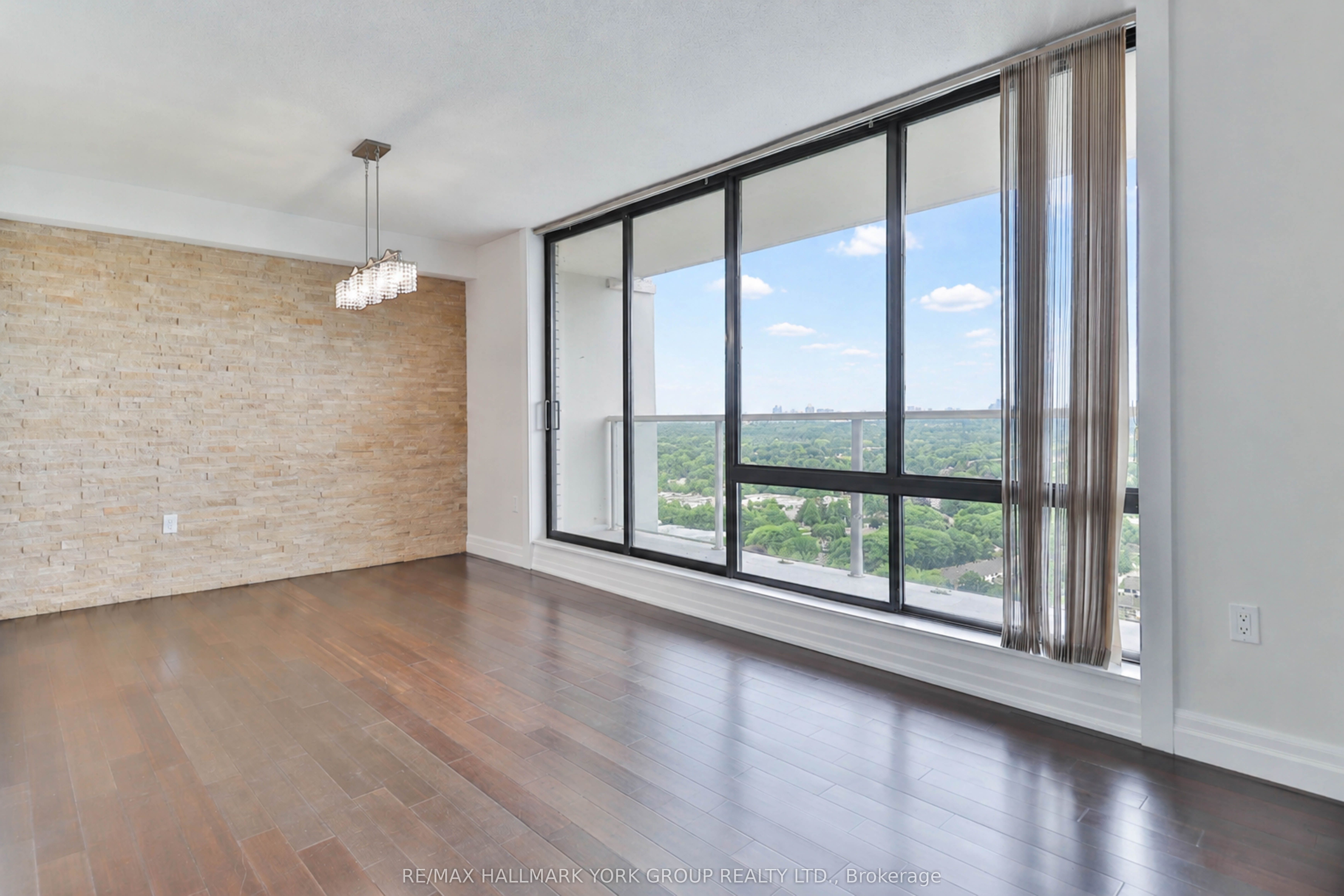 177 Linus Road 1607, Toronto, ON M2J 4S5 photo 5
