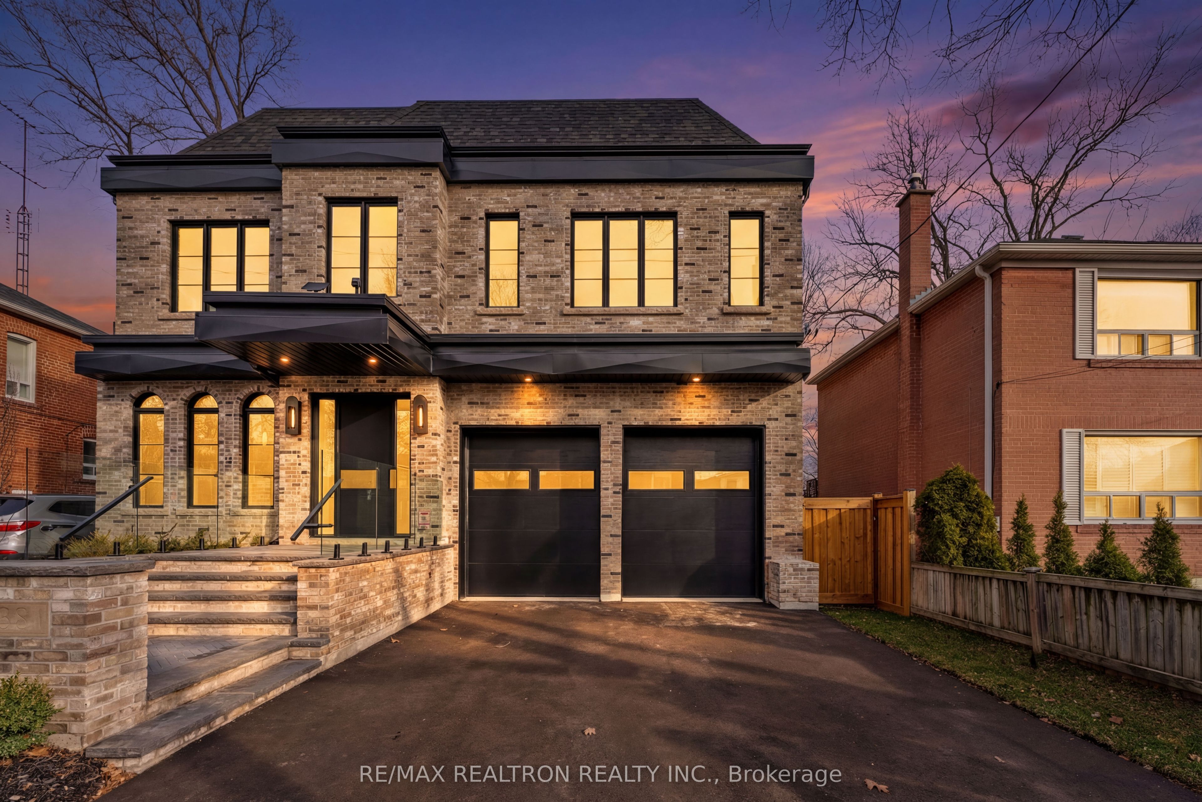 38 Ridgevale Drive, Toronto, ON M6A 1K8 photo 3
