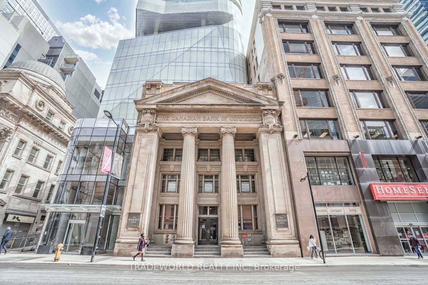 197 Yonge Street 2910, Toronto, ON M5B 1M4 photo 2