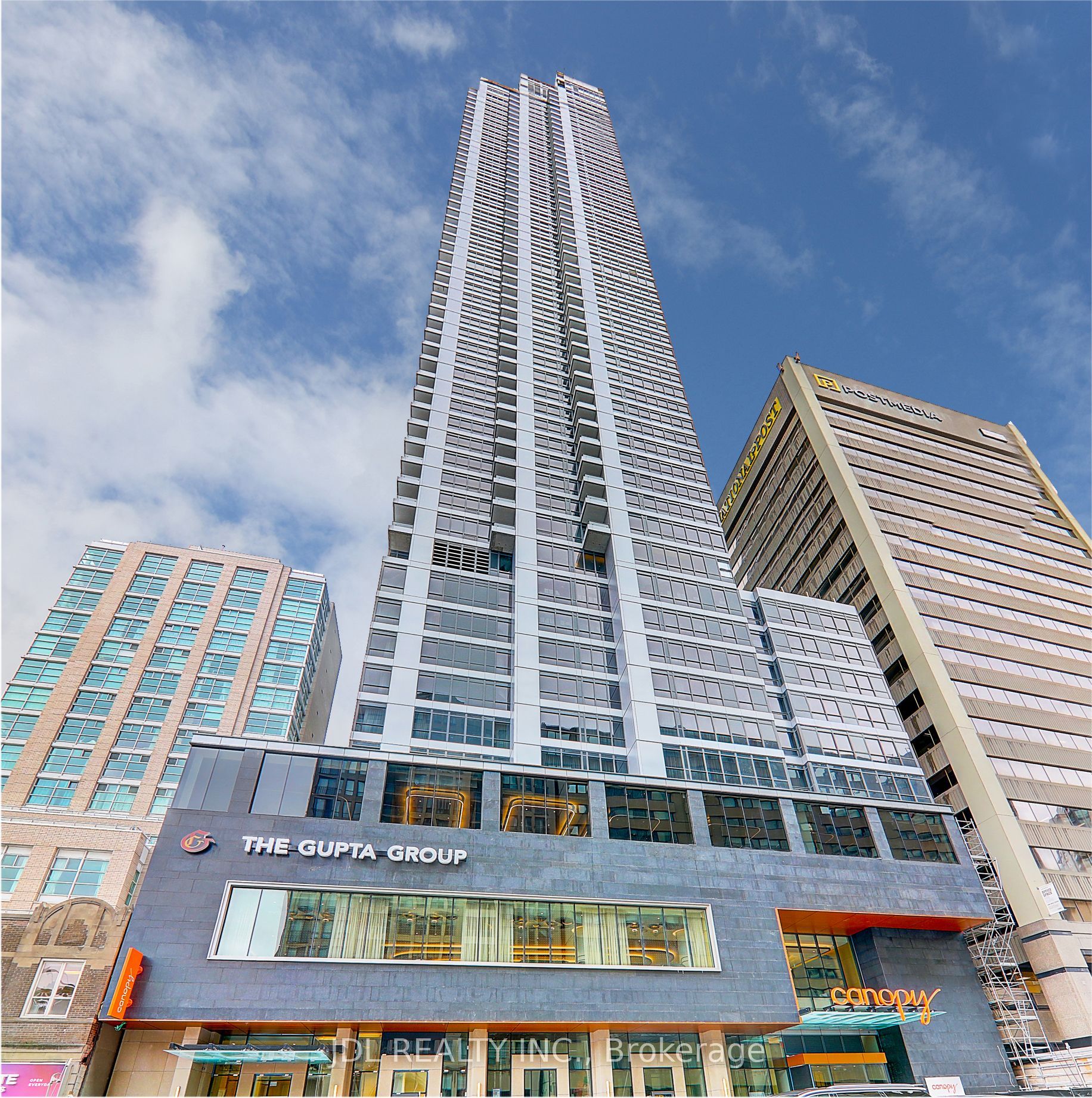 395 Bloor Street E 3902, Toronto, ON M4W 1H7 photo 2