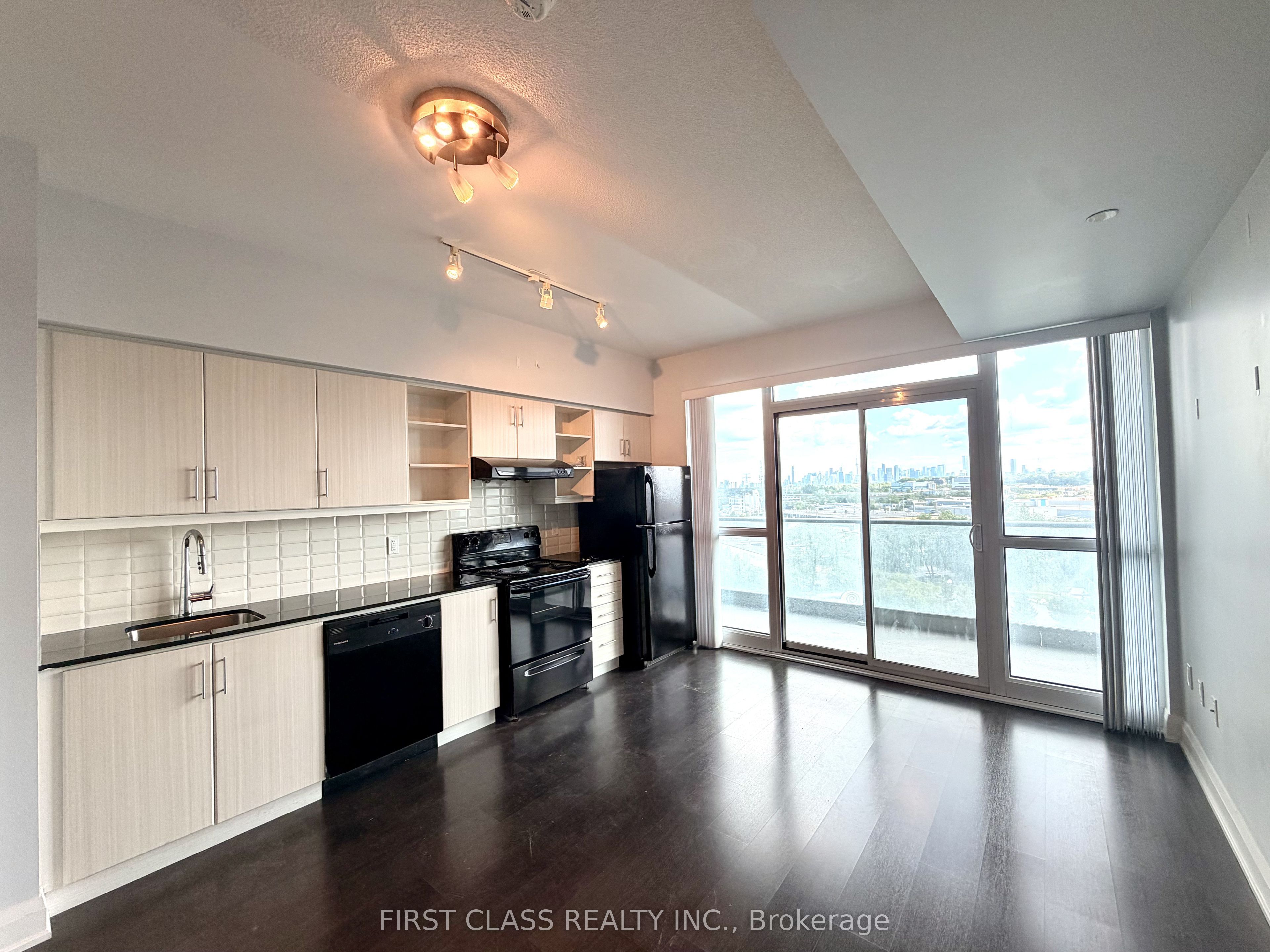 160 Vanderhoof Avenue 908, Toronto, ON M4G 0B7