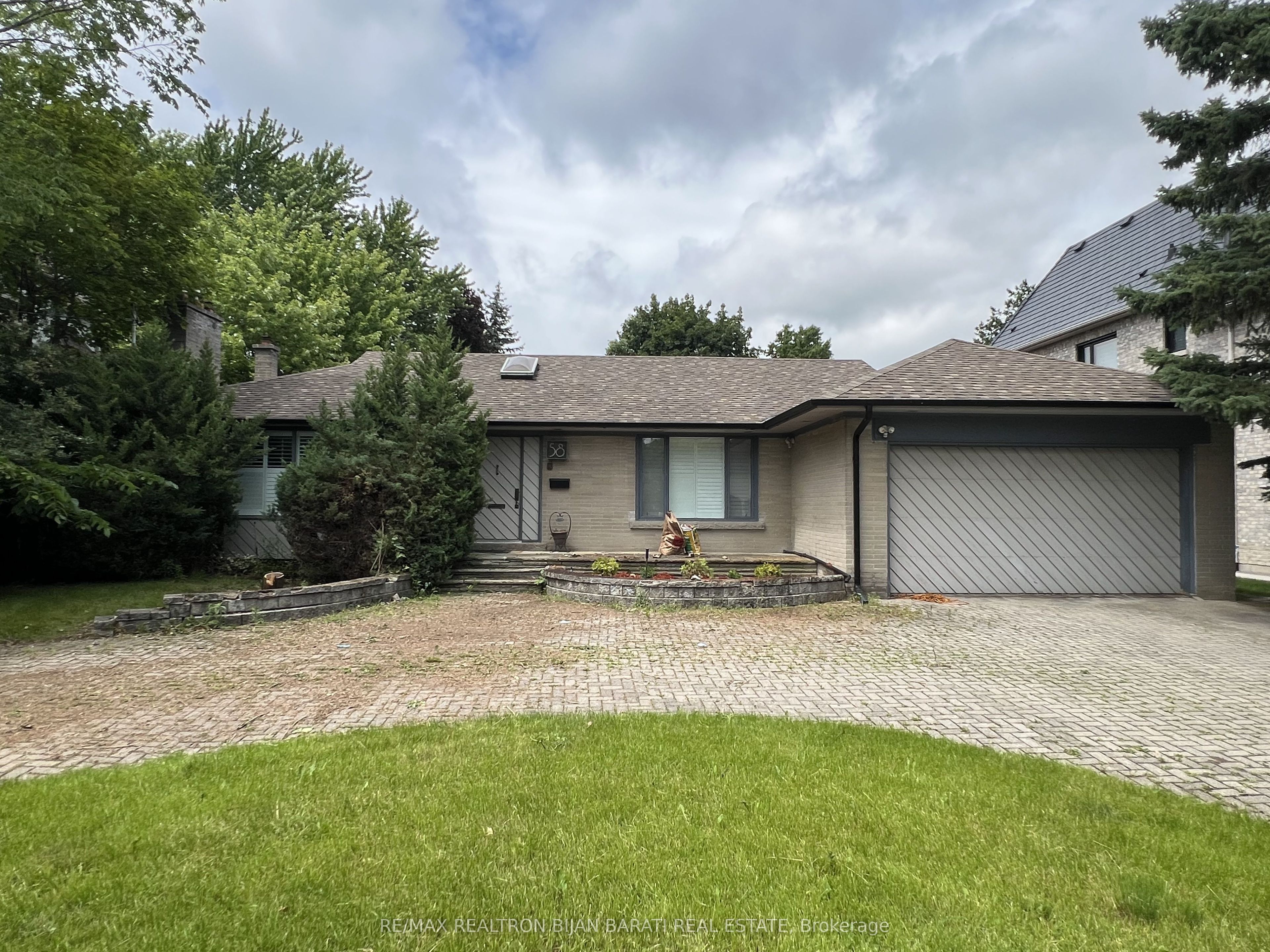 58 Heathcote Avenue, Toronto, ON M2L 1Z1 photo 2