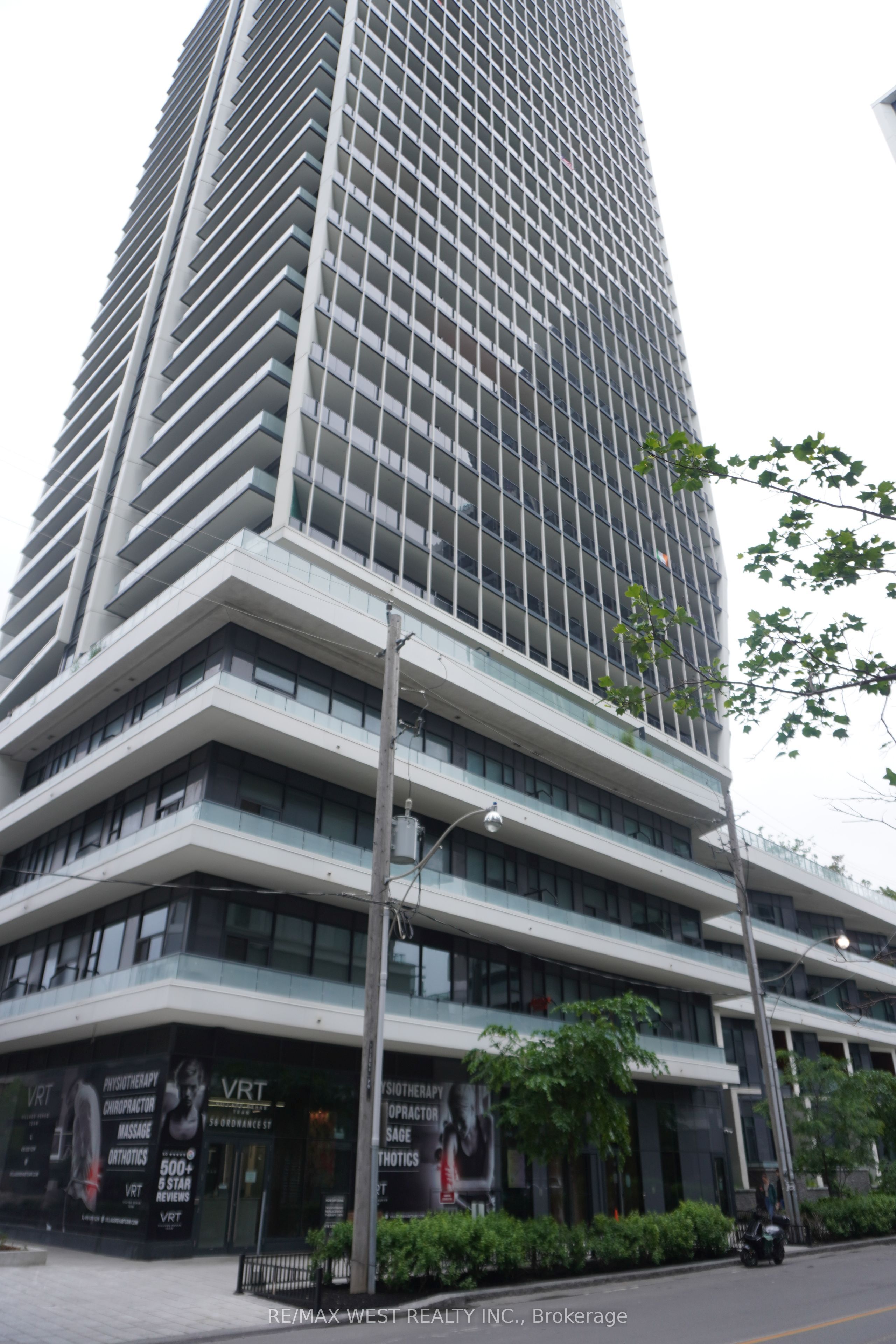 50 Ordnance Street 1411, Toronto, ON M6K 1A2 photo 4