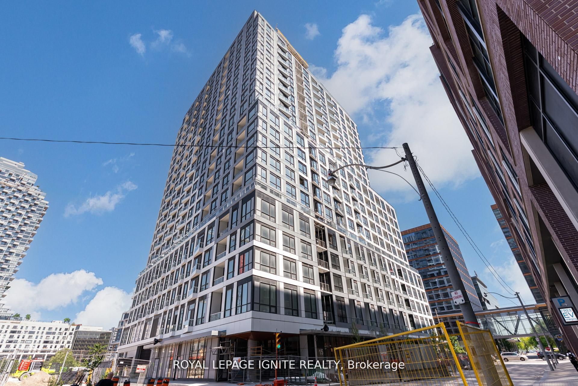 15 Richardson Street 410, Toronto, ON M5A 0Y5