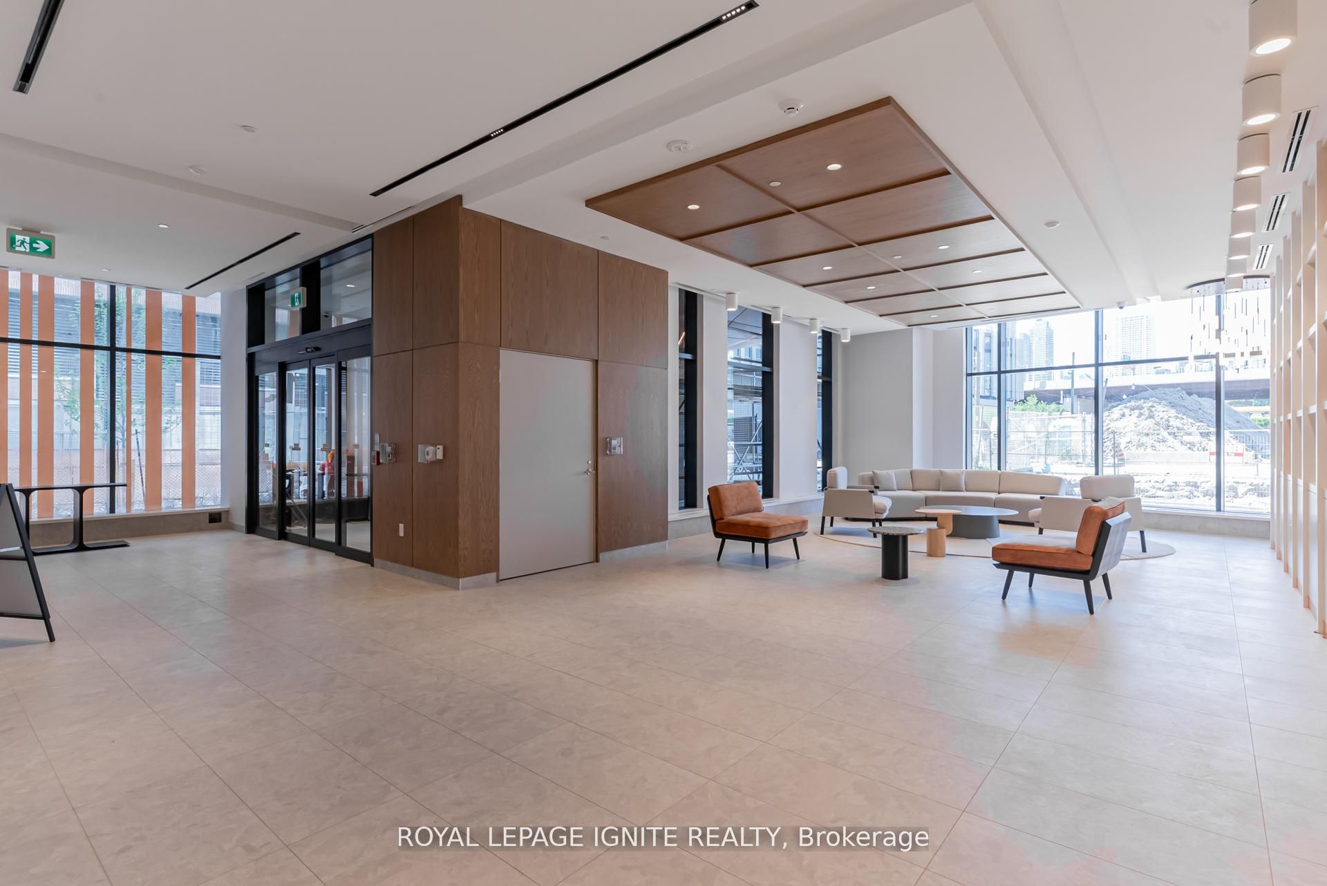 15 Richardson Street 410, Toronto, ON M5A 0Y5 photo 4