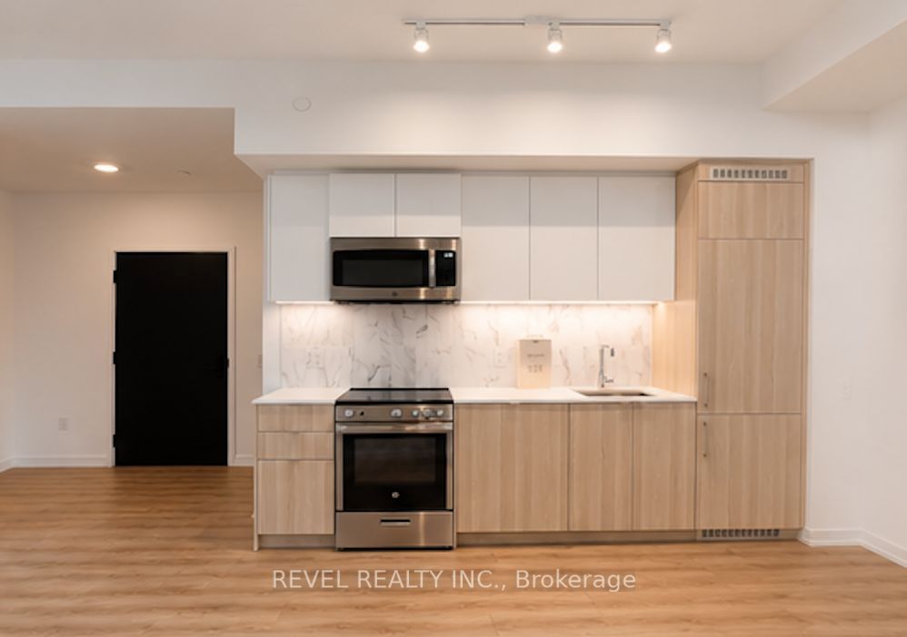 500 Dupont Street 321, Toronto, ON M6G 0B8