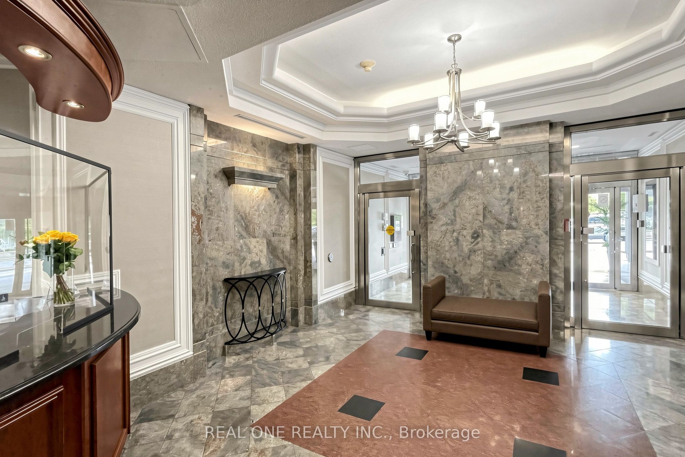 24 Wellesley Street W 306, Toronto, ON M4Y 2X6 photo 5