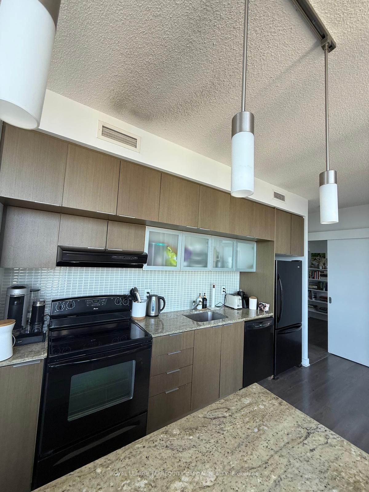 110 Charles Street E 3506, Toronto, ON M4Y 1T5 photo 5