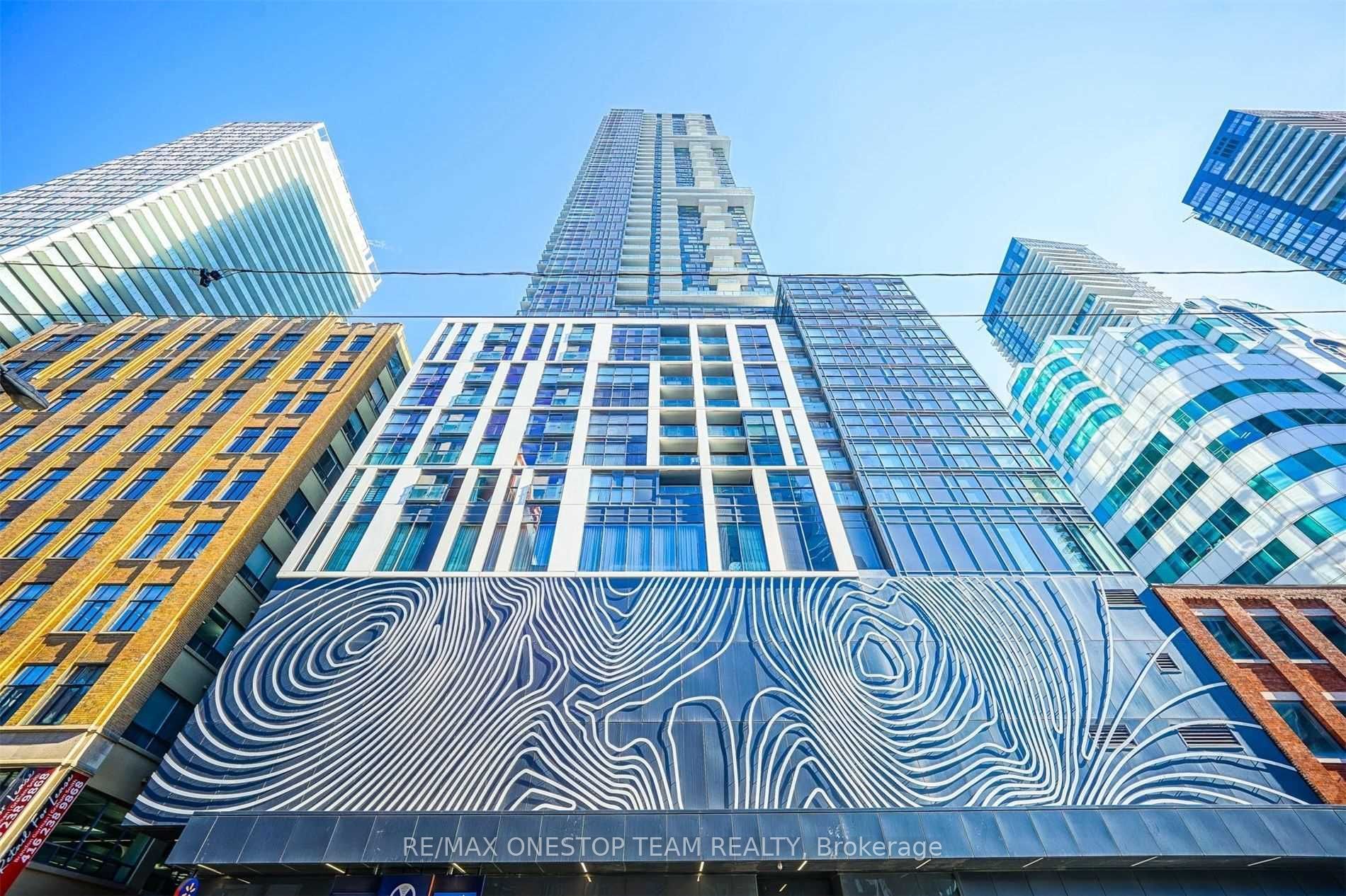 87 Peter Street 1017, Toronto, ON M5V 2G4