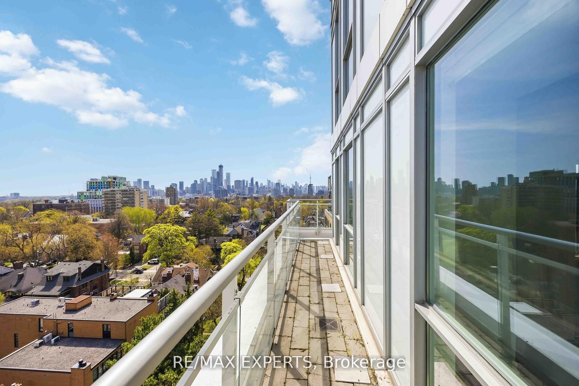 223 St Clair Avenue W 1007, Toronto, ON M4V 0A5 photo 3