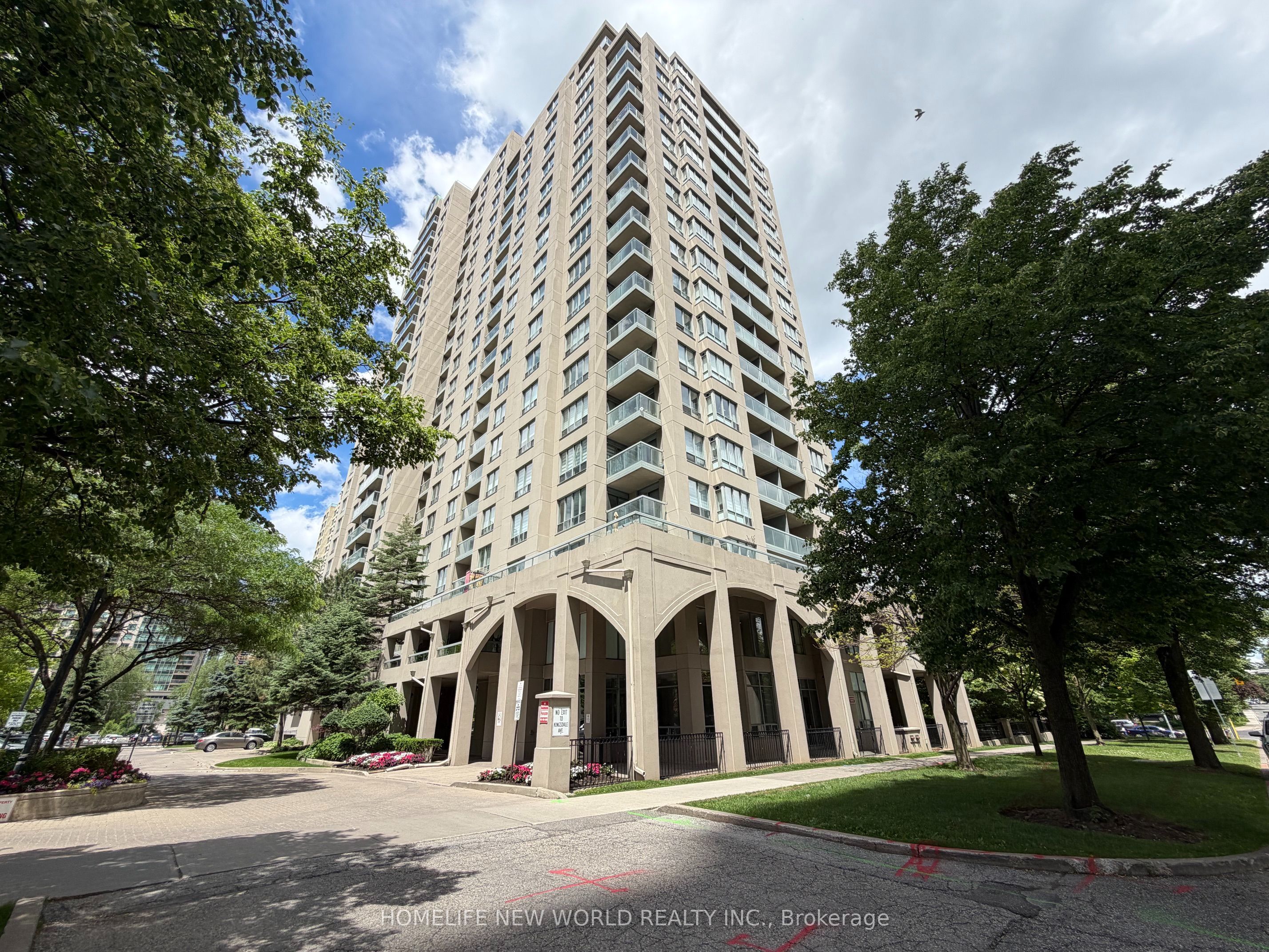 28 Empress Avenue 506, Toronto, ON M2N 6Z7