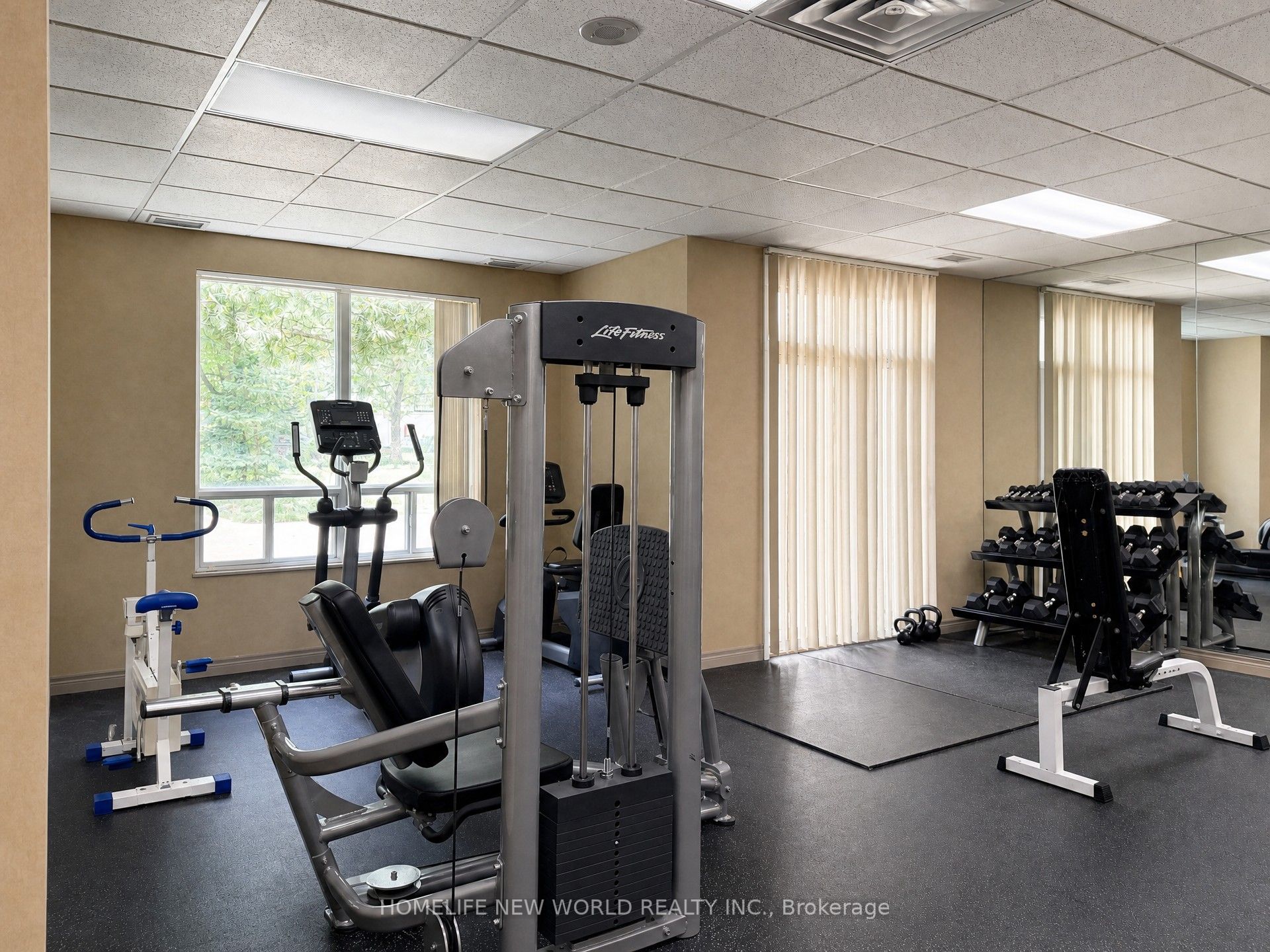 28 Empress Avenue 506, Toronto, ON M2N 6Z7 photo 4
