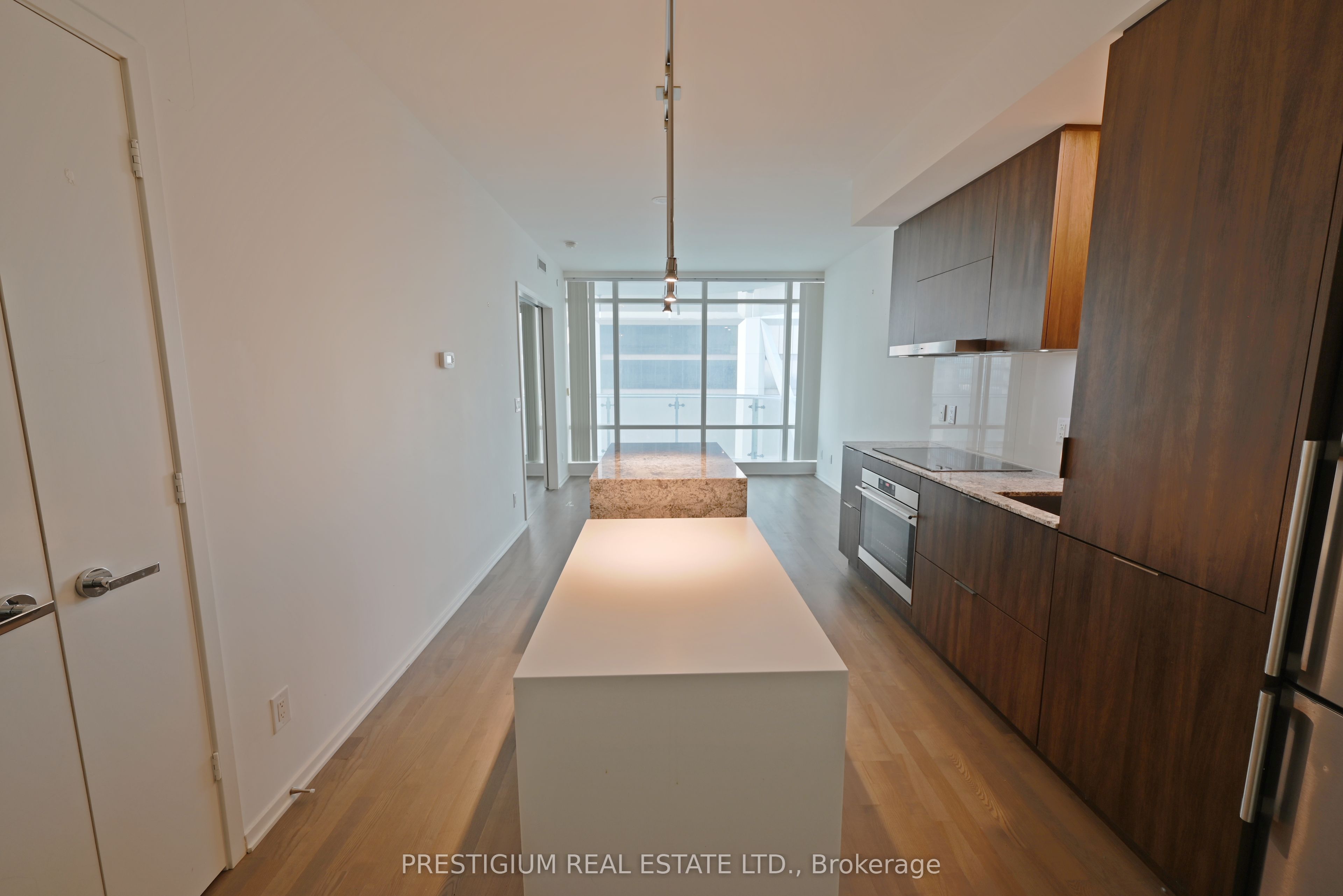1 Bloor Street E 2609, Toronto, ON M4W 0A8 photo 4