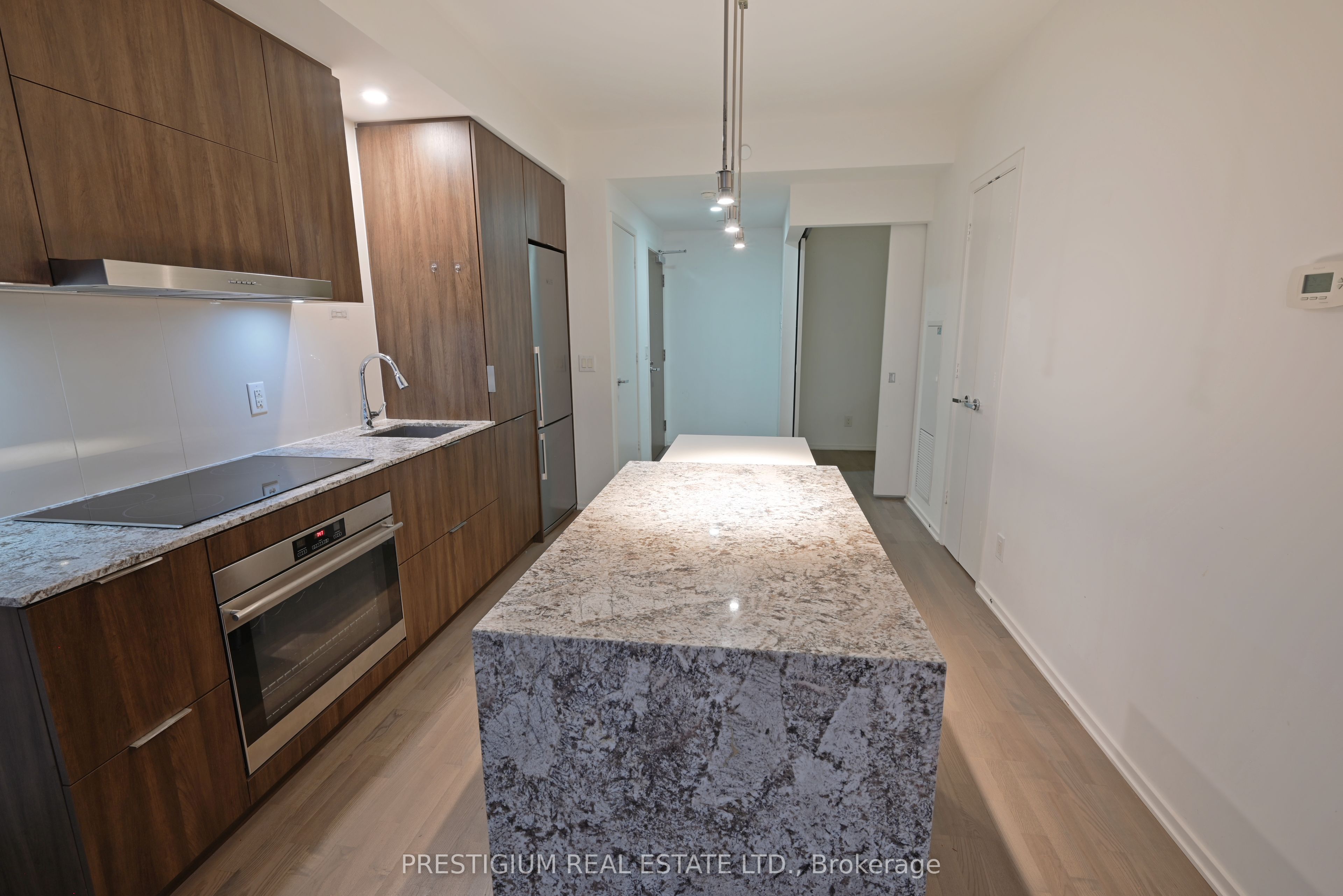 1 Bloor Street E 2609, Toronto, ON M4W 0A8 photo 5