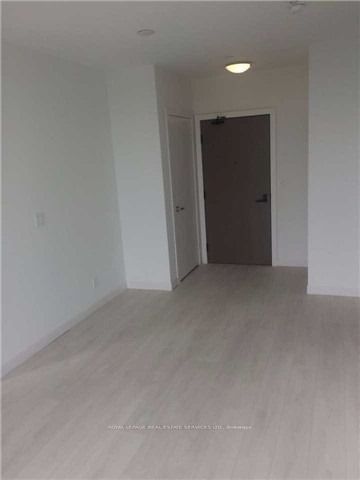 223 St Clair Avenue W 1110, Toronto, ON M4V 1R3 photo 5
