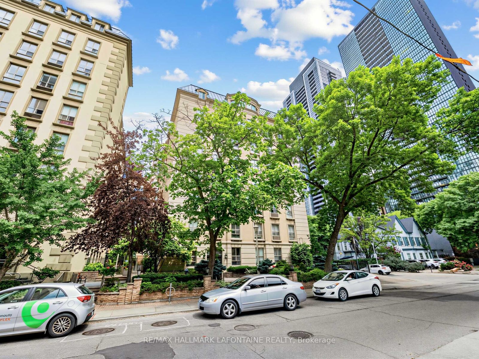 88 Charles Street E 504, Toronto, ON M4Y 2W7 photo 2