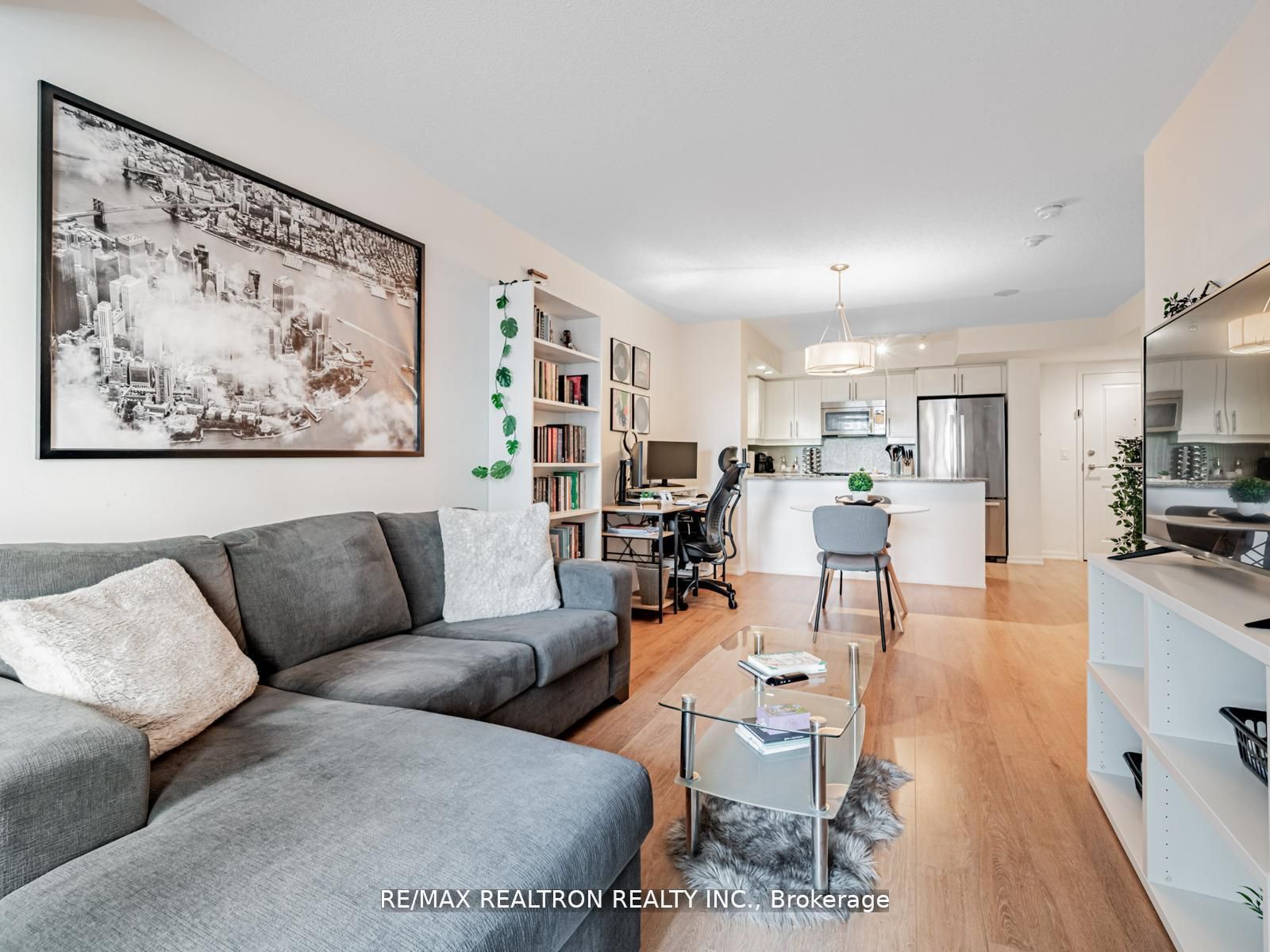 85 East Liberty Street 716, Toronto, ON M6K 3R4 photo 5