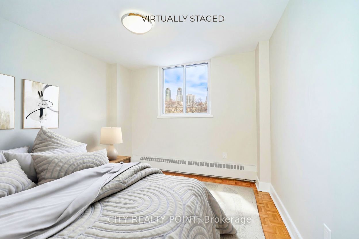 1500 Bathurst Street 304, Toronto, ON M5P 3L3 photo 2