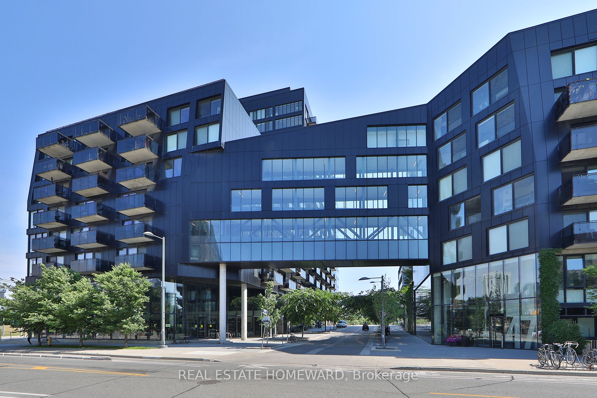 51 Trolley Crescent 603, Toronto, ON M5A 0E9 photo 2