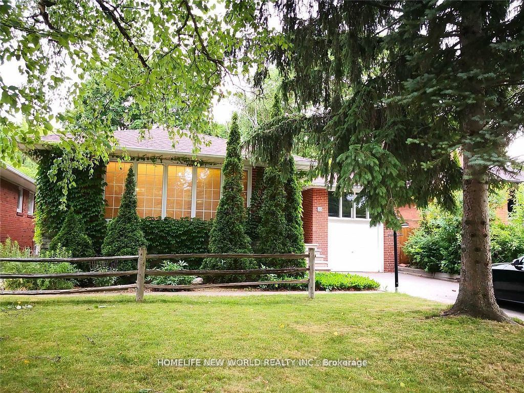 10 Millgate Crescent, Toronto, ON M2K 1L6
