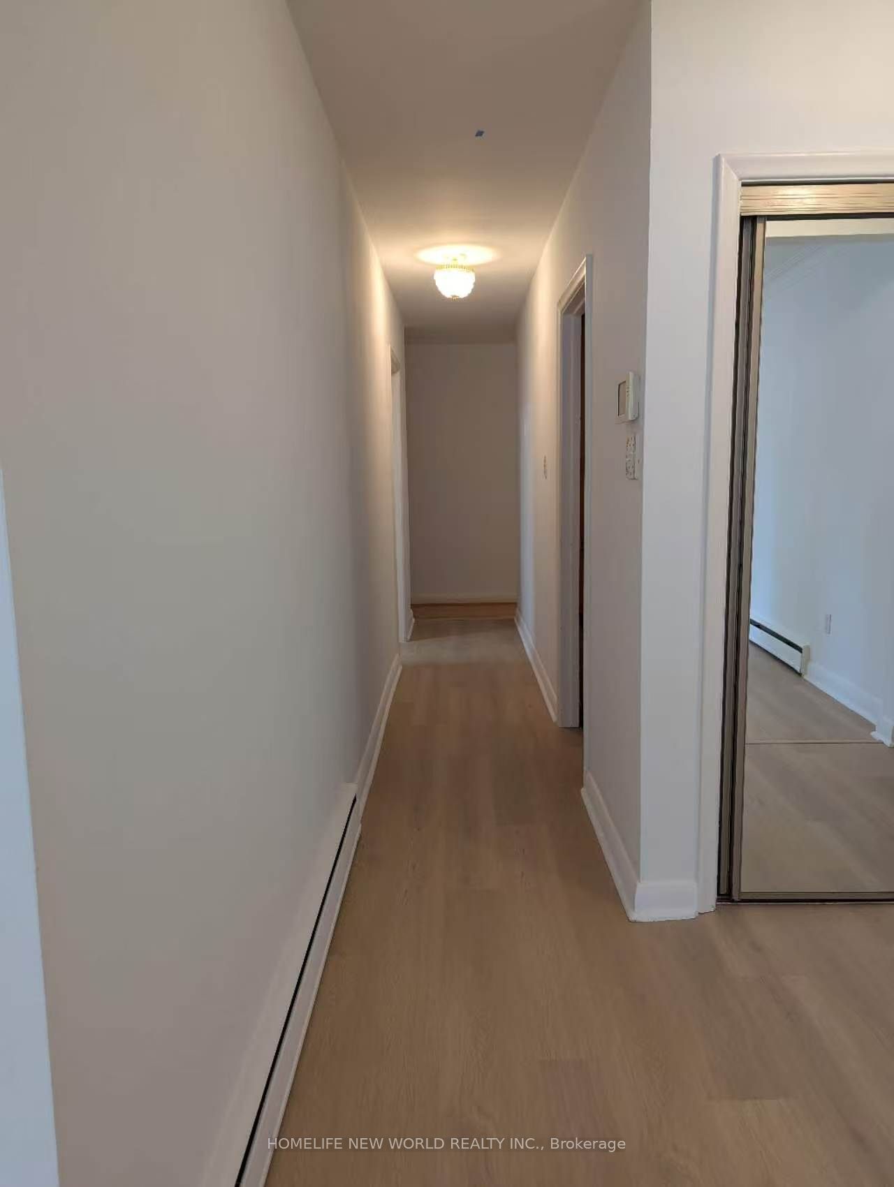 10 Millgate Crescent, Toronto, ON M2K 1L6 photo 4