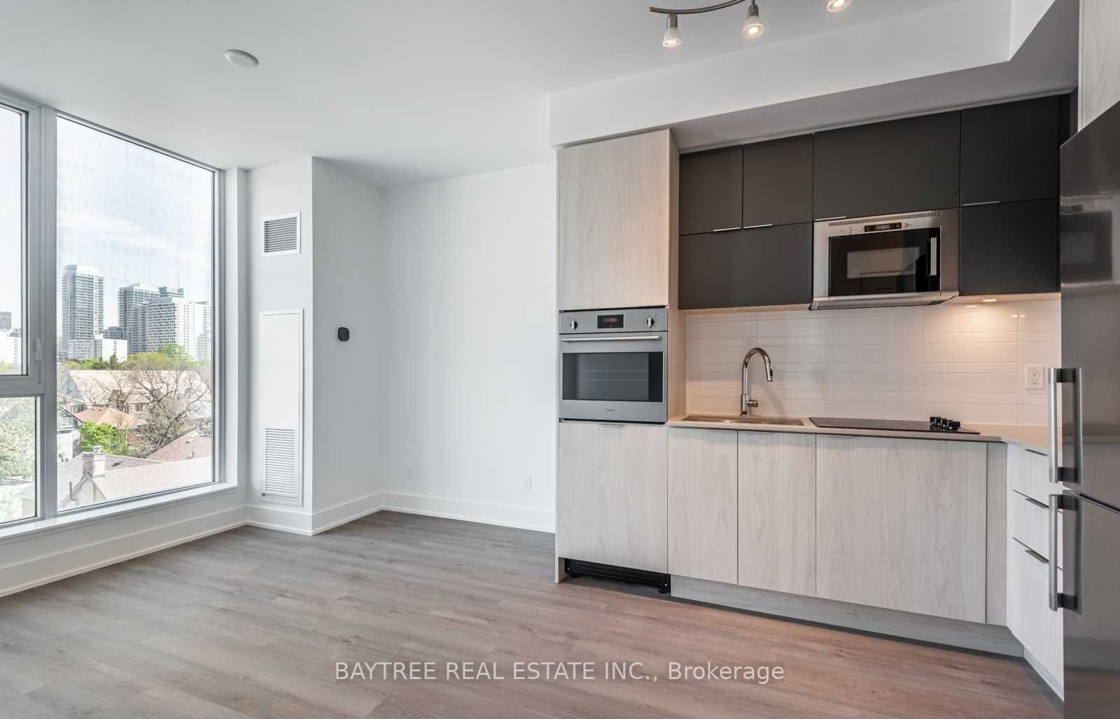1 Belsize Drive 518, Toronto, ON M4S 0B9