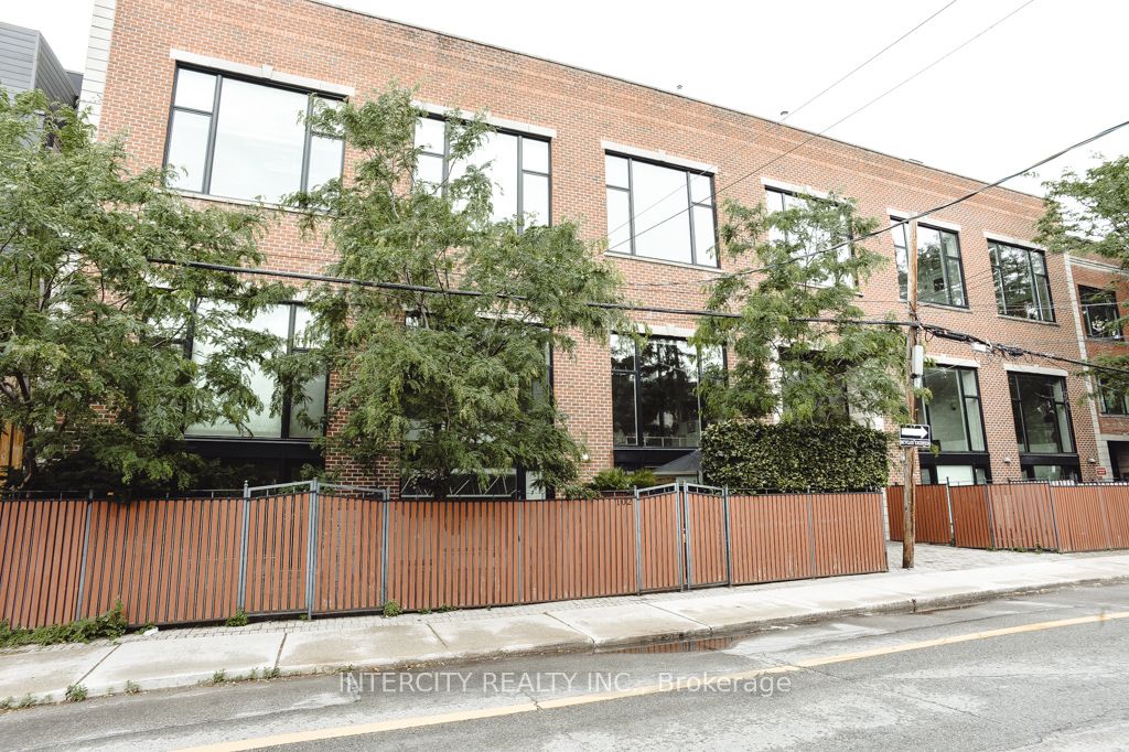 676 Richmond Street W 208, Toronto, ON M6J 1C3 photo 2