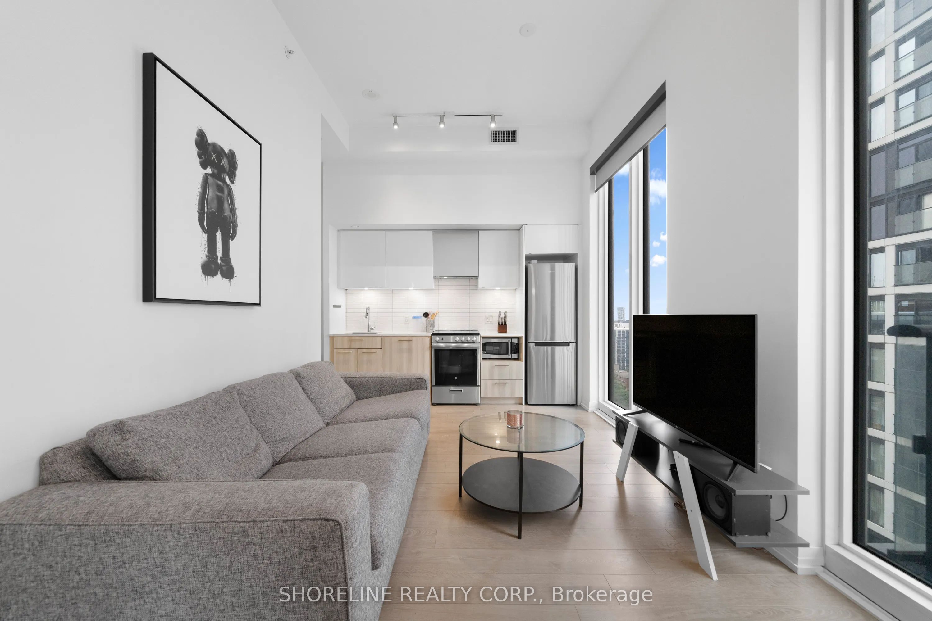 251 Jarvis Street 2001, Toronto, ON M5B 0C3