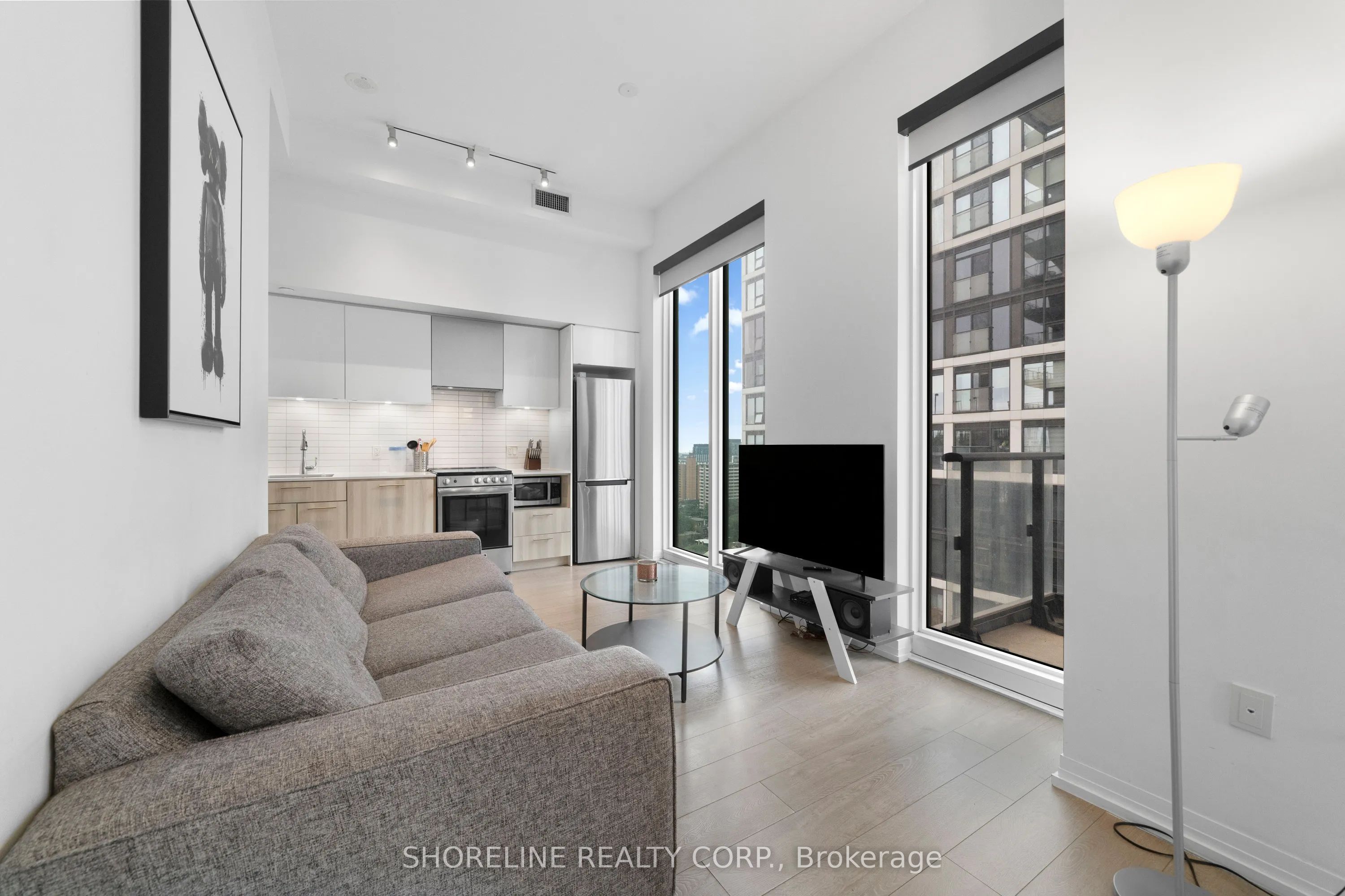 251 Jarvis Street 2001, Toronto, ON M5B 0C3 photo 2