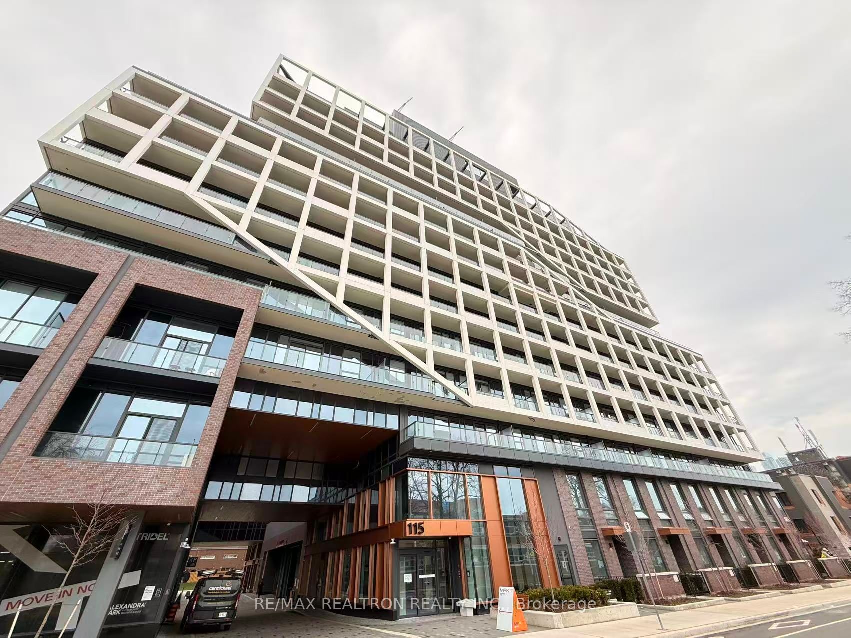 115 Denison Avenue 407, Toronto, ON M5T 2N1 photo 3