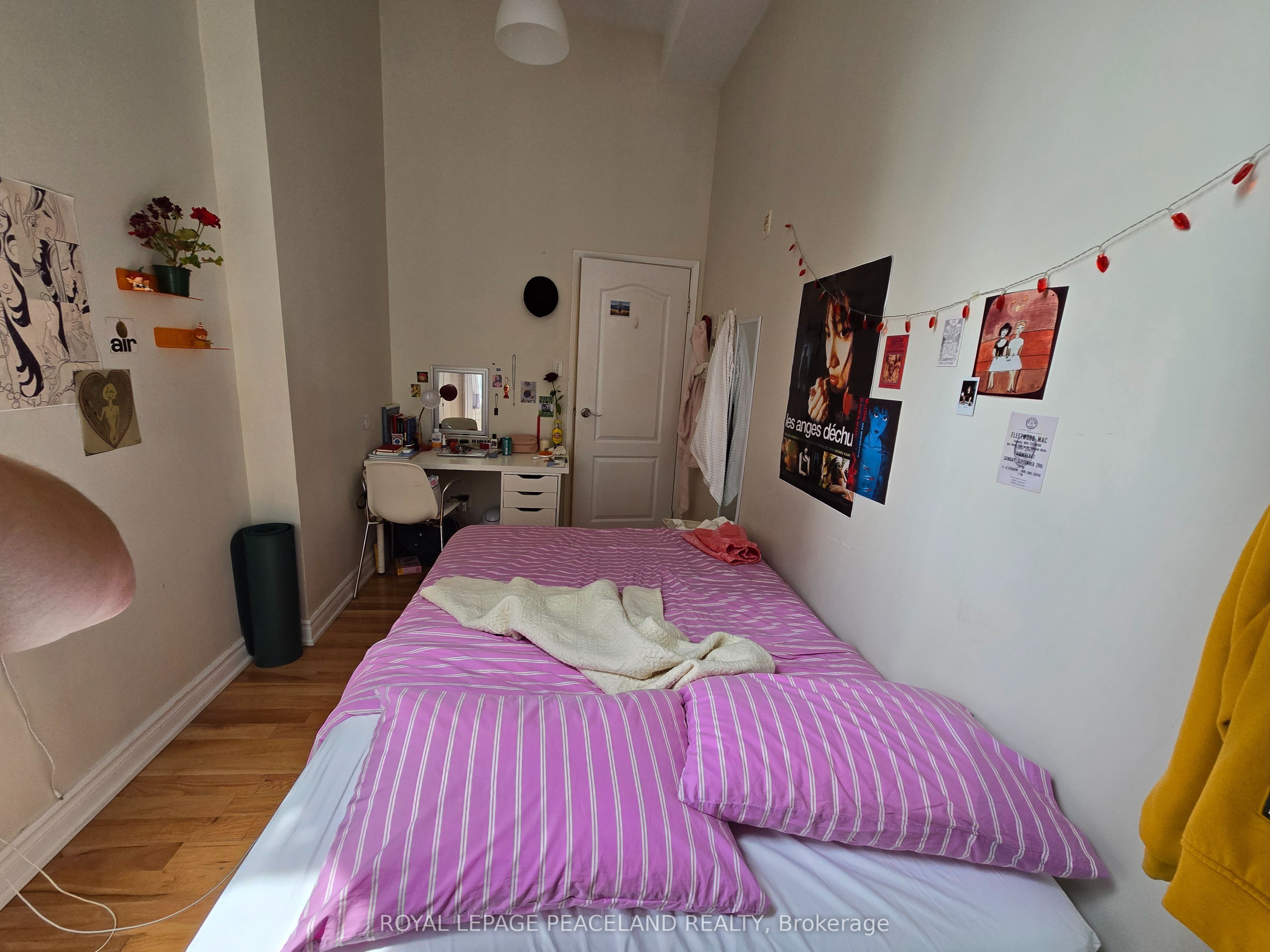 34 Ross Street 1A, Toronto, ON M5T 1Z9 photo 4