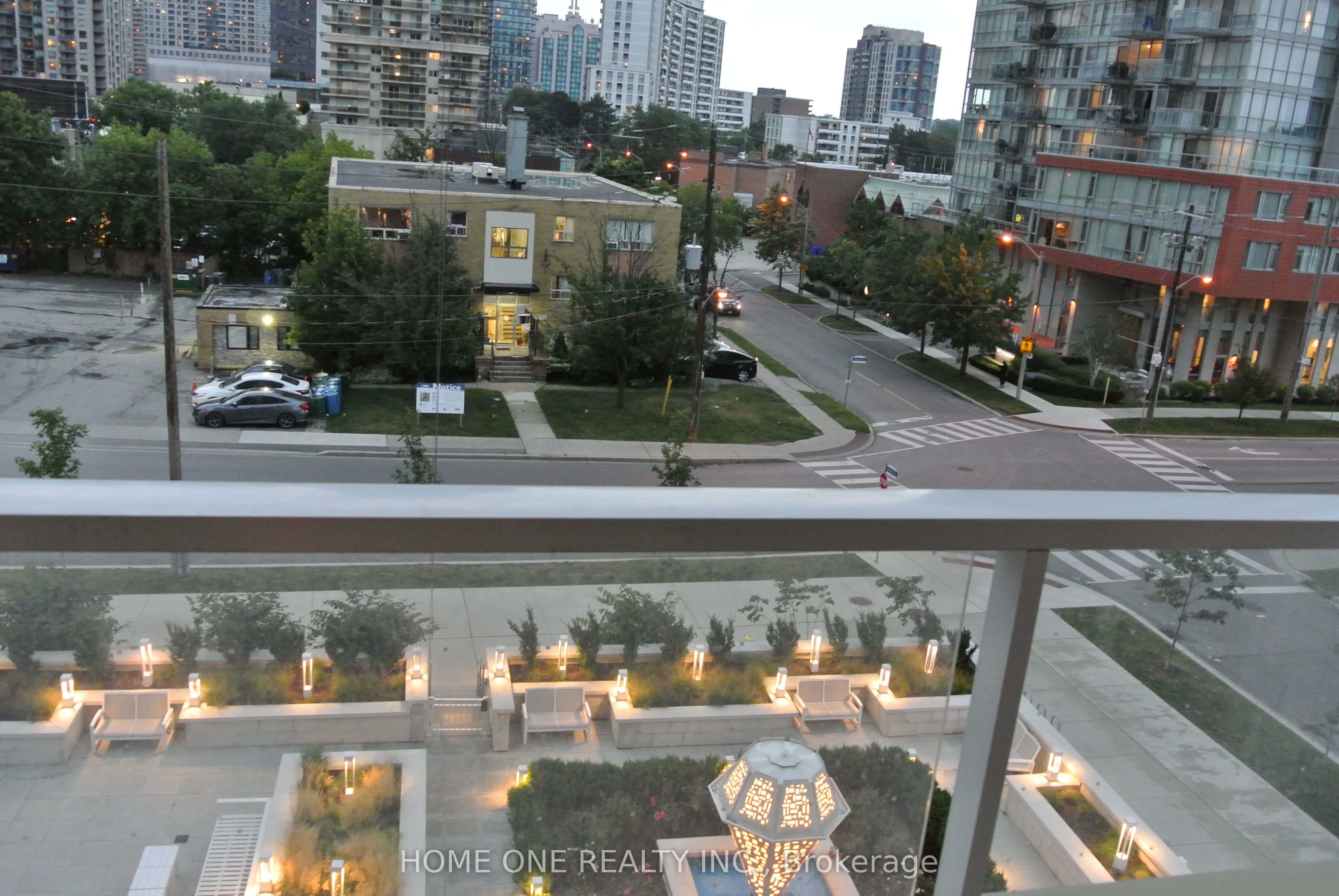 75 Canterbury Place 506, Toronto, ON M2N 0L2 photo 4