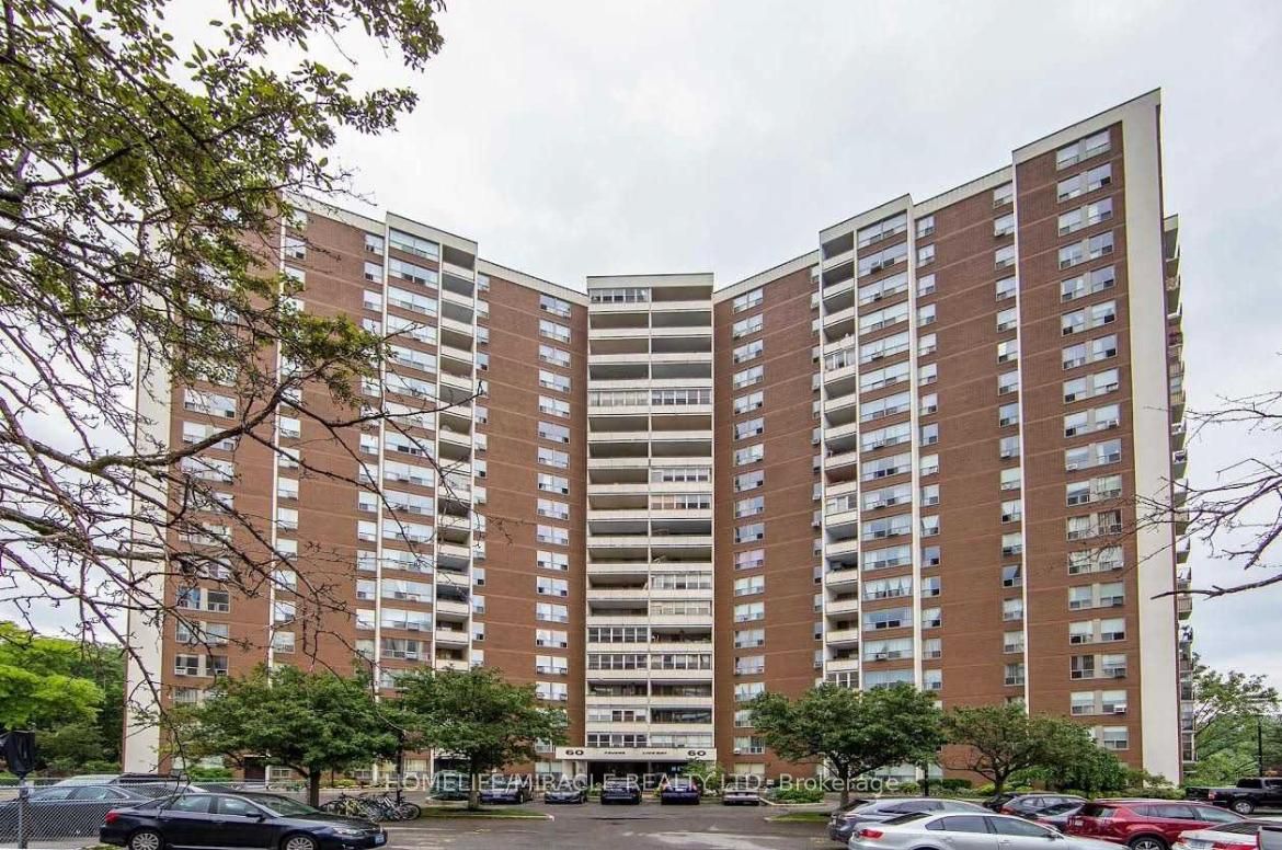 60 Pavane Linkway 216, Toronto, ON M3C 1A1