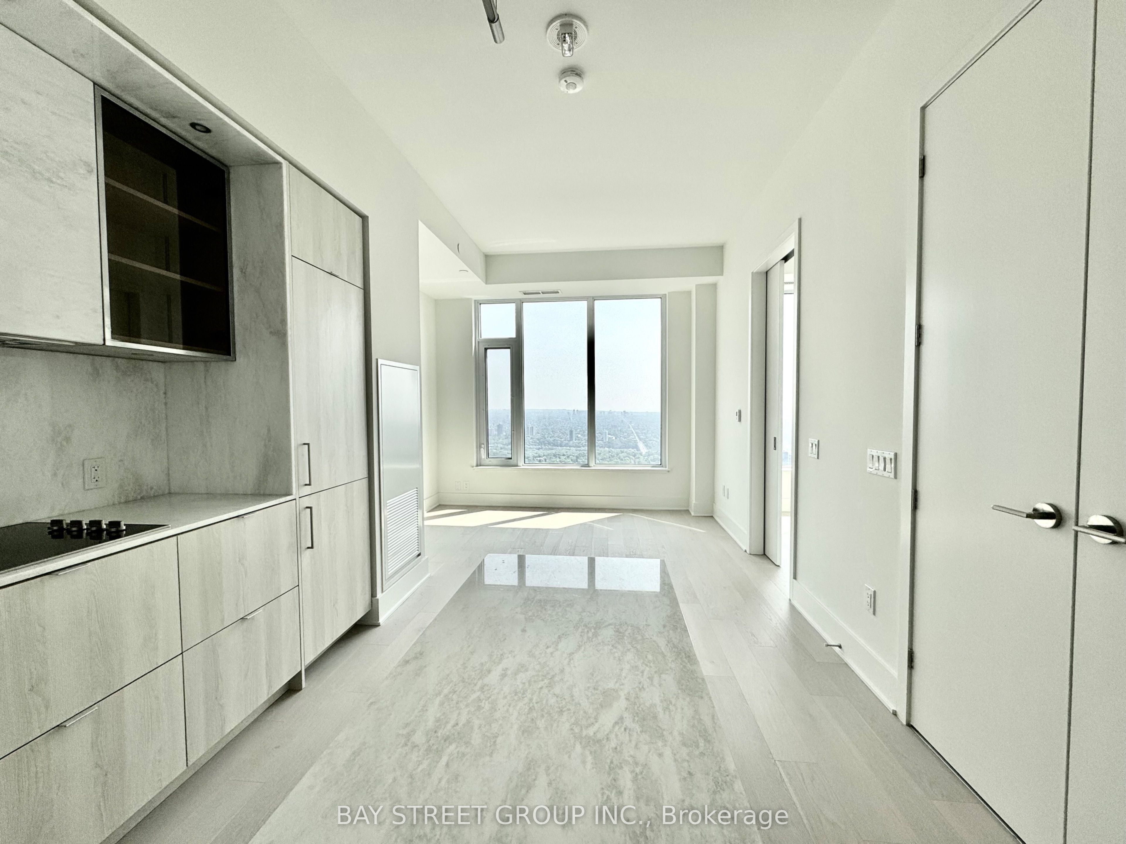 11 Yorkville Avenue 6006, Toronto, ON M4W 0B7 photo 3