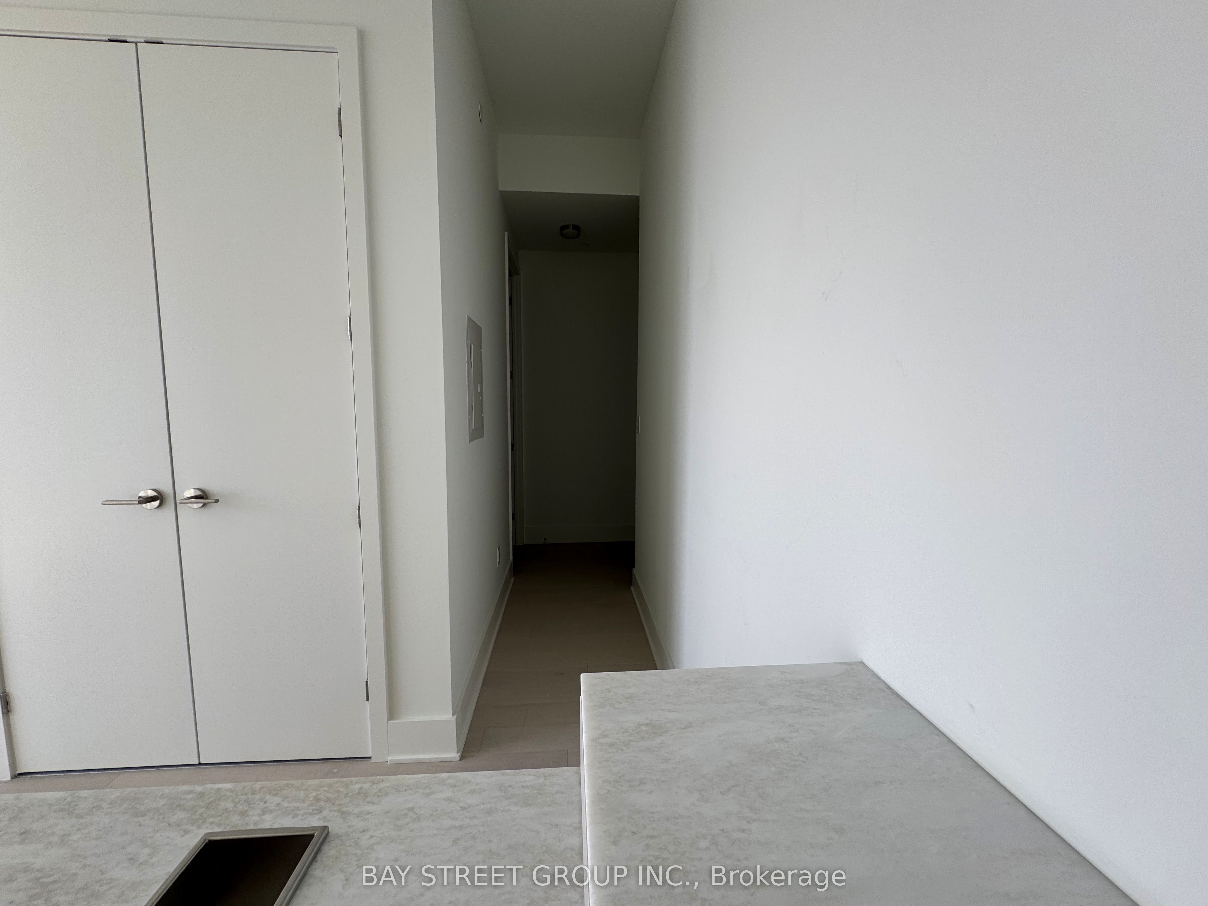 11 Yorkville Avenue 6006, Toronto, ON M4W 0B7 photo 4