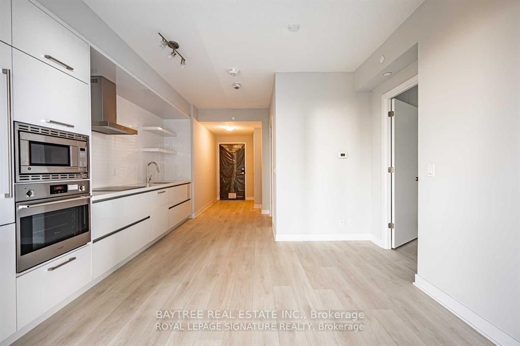 2221 Yonge Street 1506, Toronto, ON M4S 2B4 photo 4