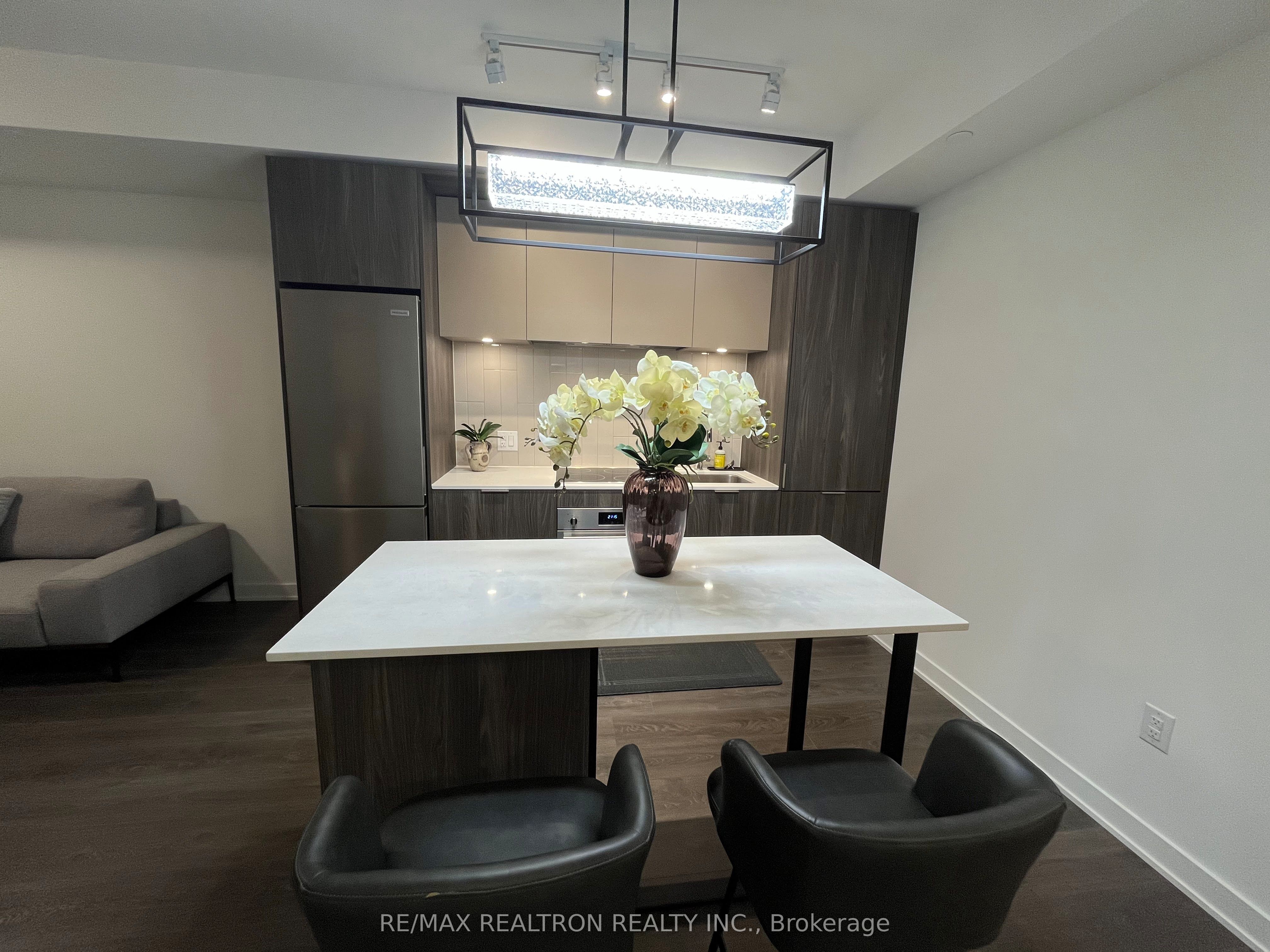 130 River Street 901, Toronto, ON M5A 0R8 photo 2