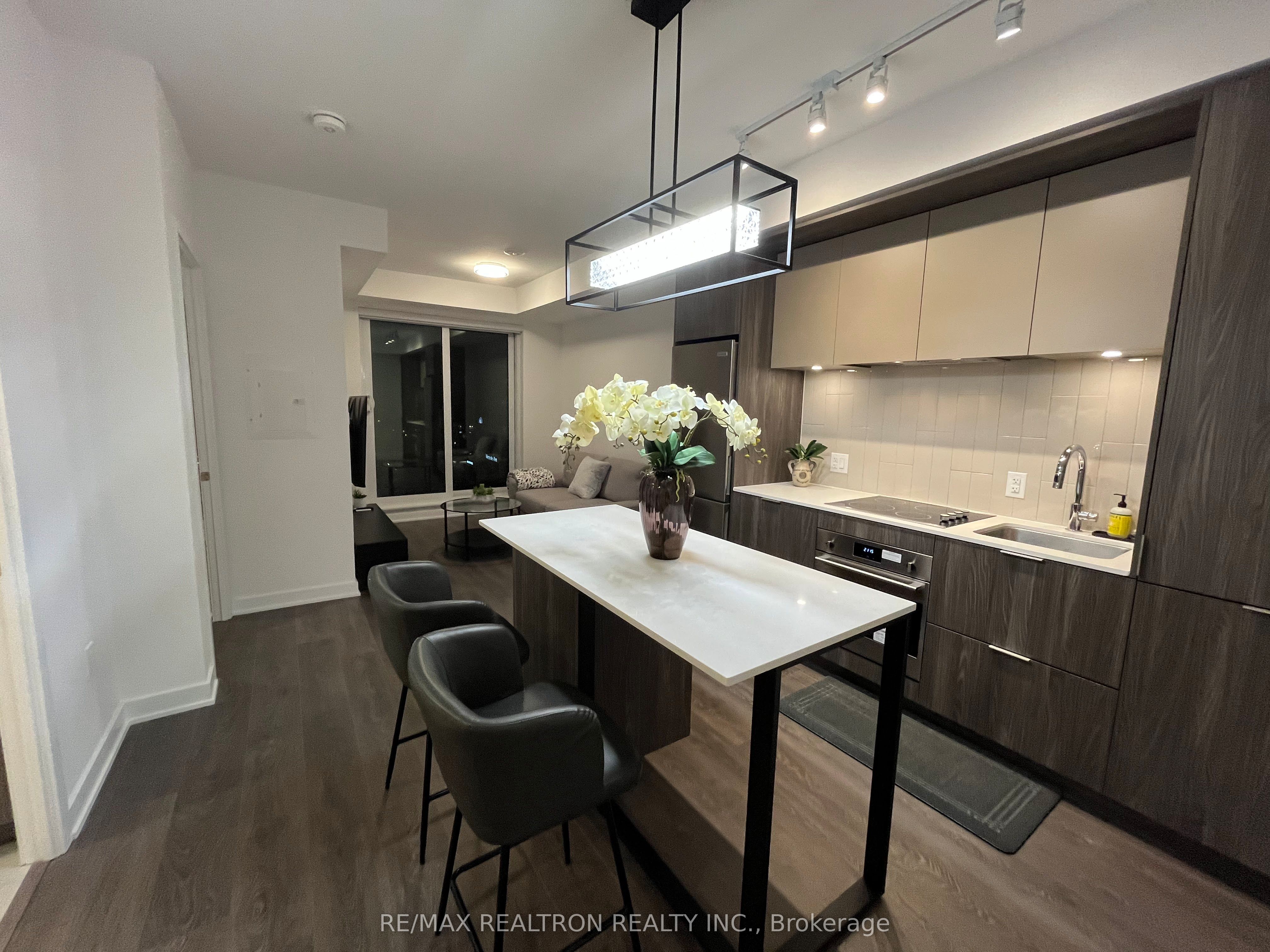 130 River Street 901, Toronto, ON M5A 0R8 photo 5