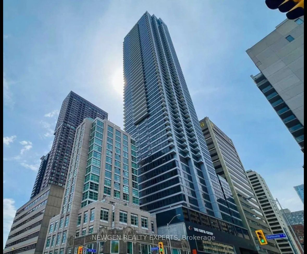 395 Bloor Street E 2807, Toronto, ON M4W 1H7