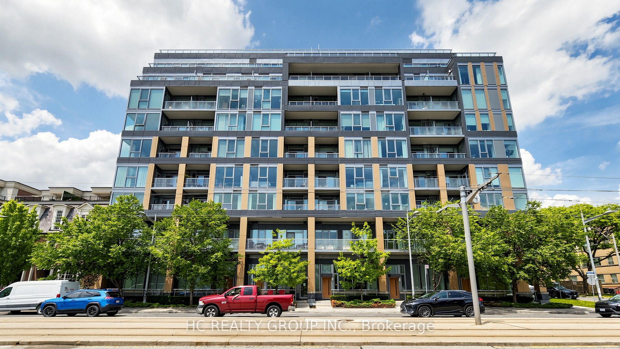 6 Parkwood Avenue 701, Toronto, ON M4V 0A3 photo 2