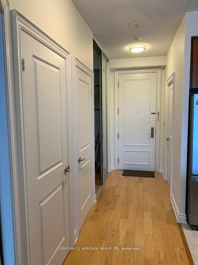 10 Bloorview Place 311, Toronto, ON M2J 0B1