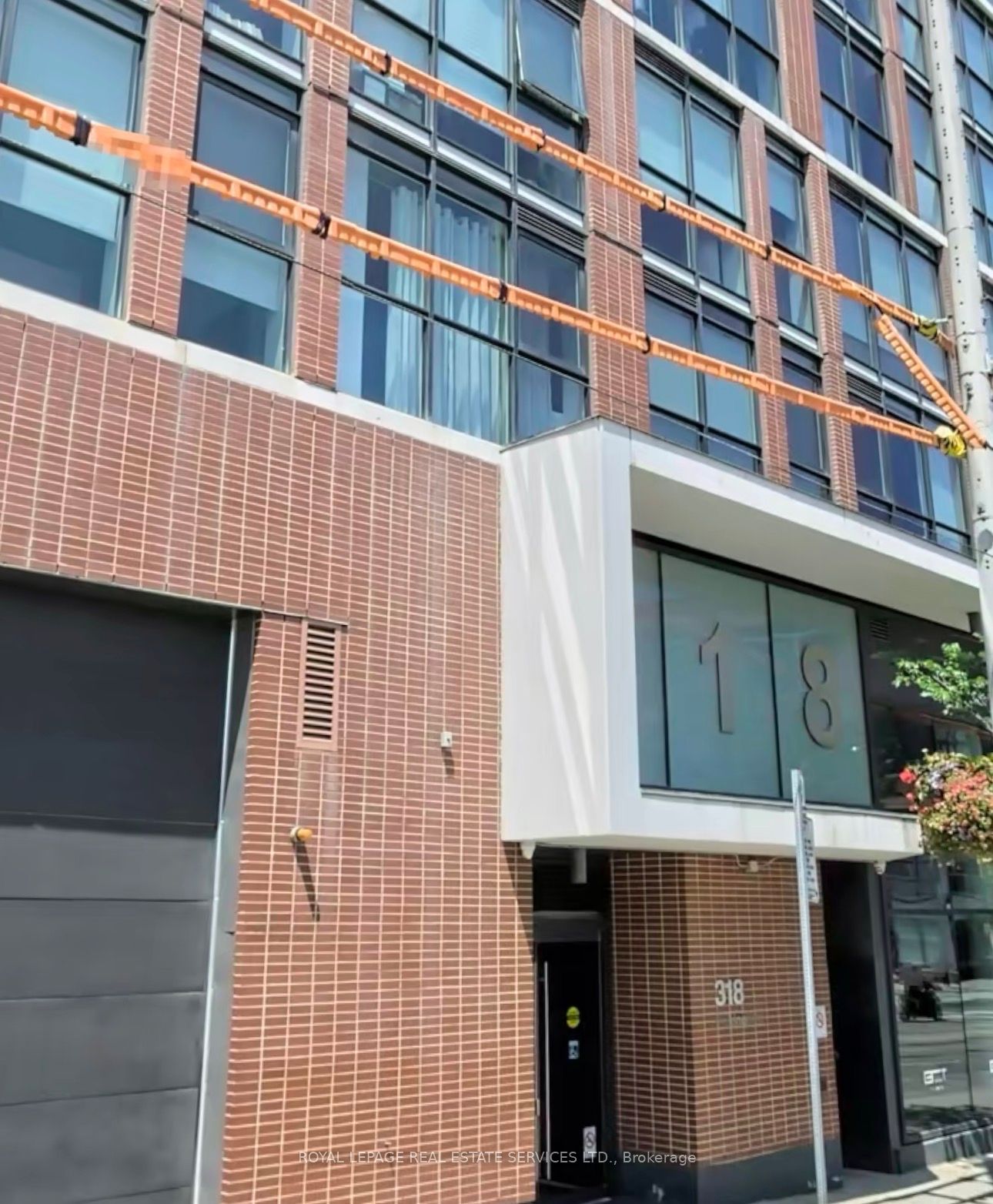 318 King Street E 803, Toronto, ON M5A 0C1