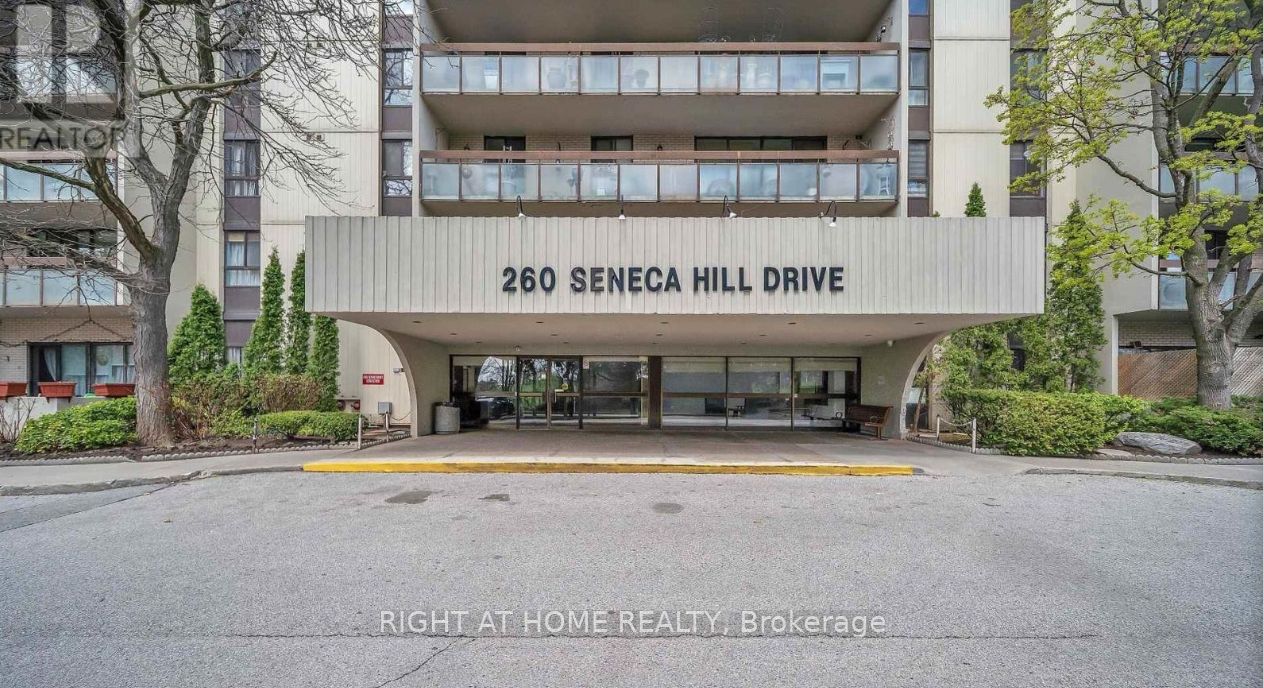260 Seneca Hill Drive 1415, Toronto, ON M2J 4S6 photo 2