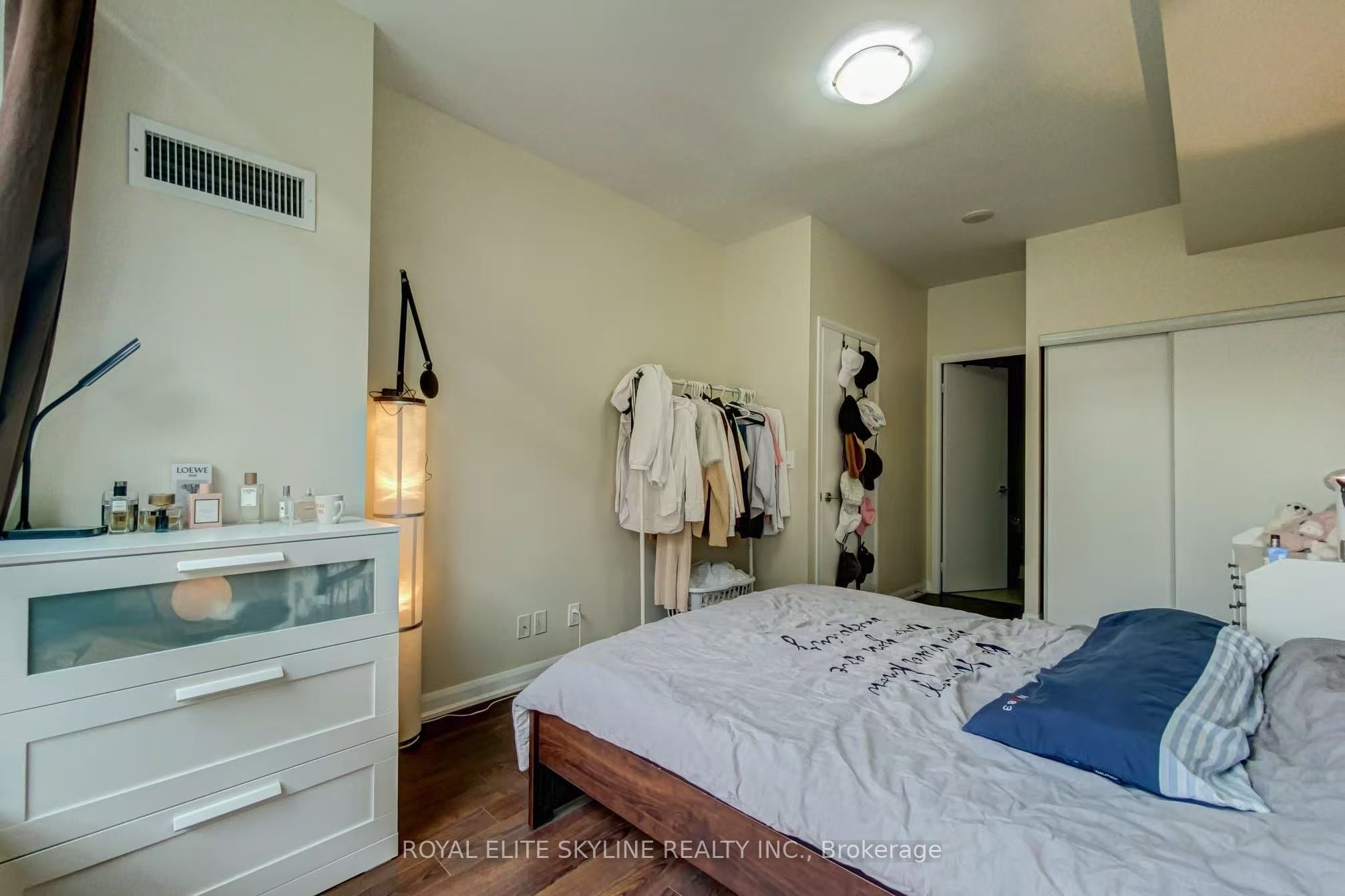 500 Sherbourne Street 708, Toronto, ON M4X 1L1 photo 3