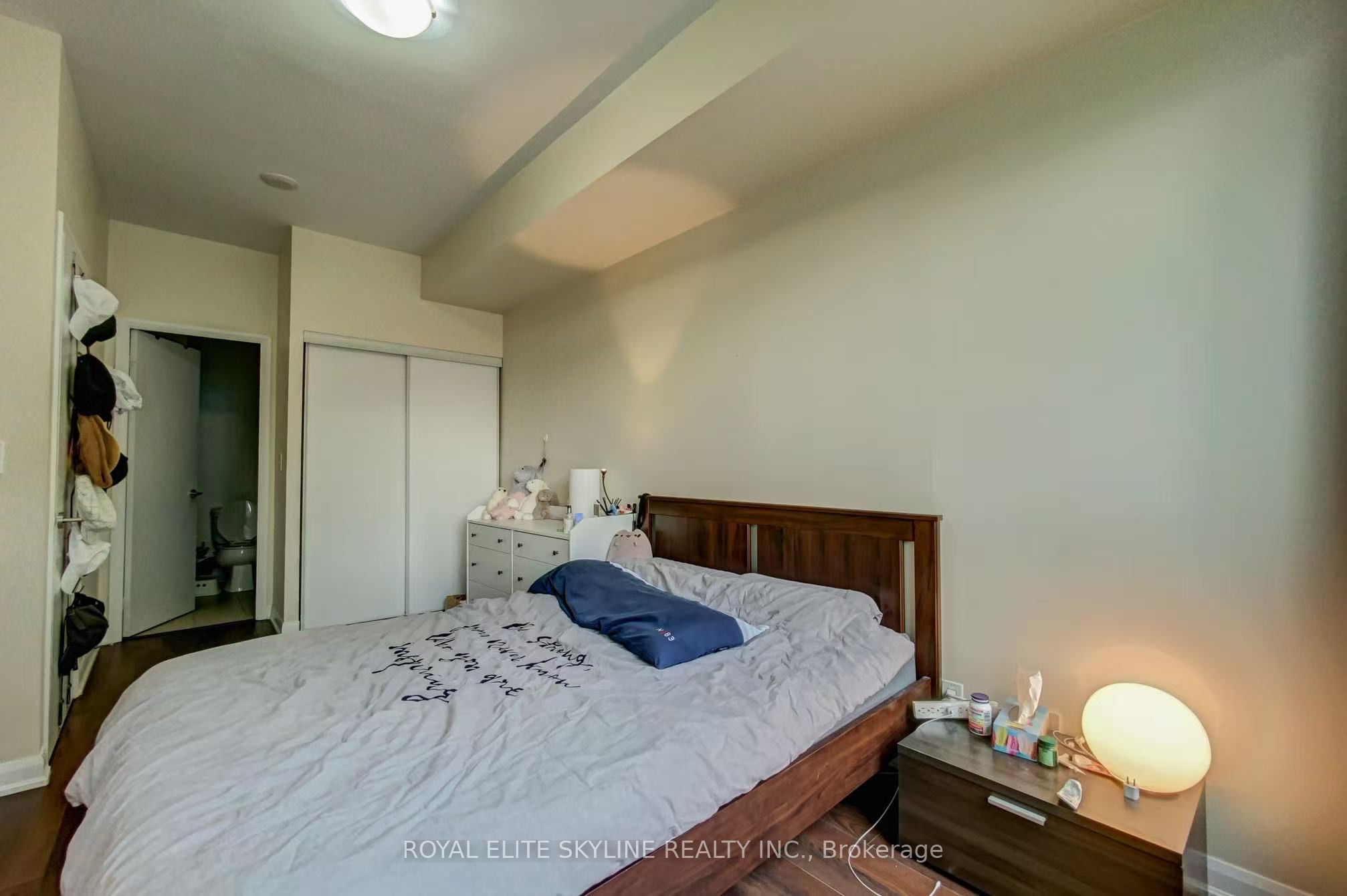 500 Sherbourne Street 708, Toronto, ON M4X 1L1 photo 4